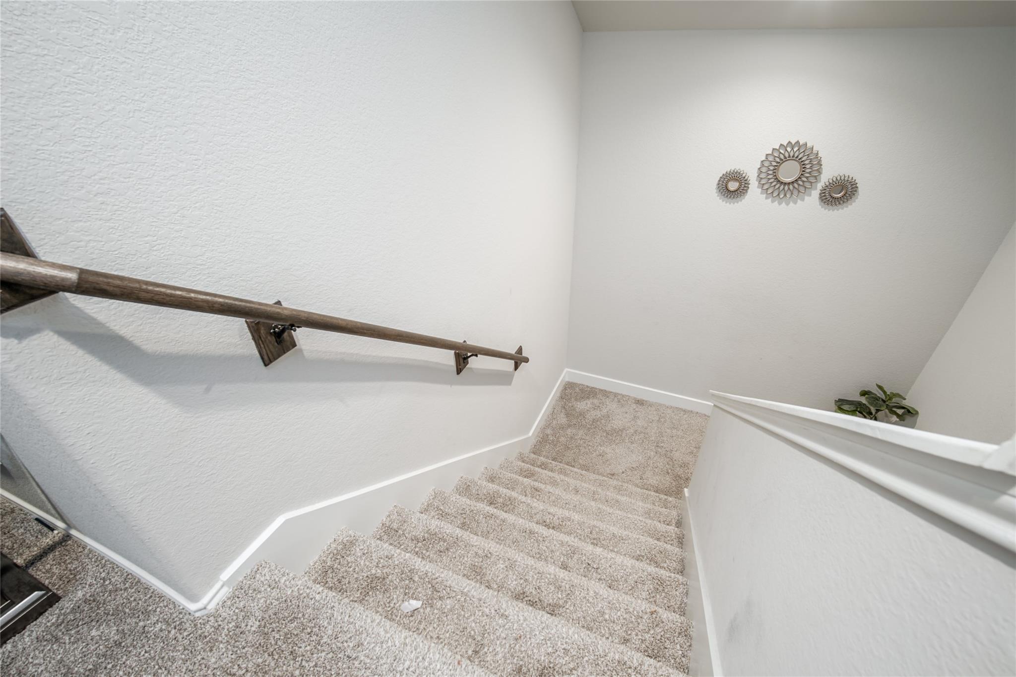 6802 Amber Cliff Lane Property Photo 20
