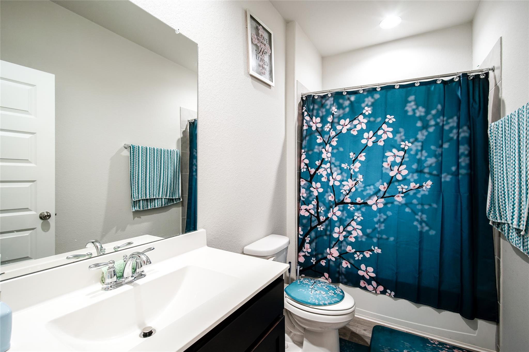 6802 Amber Cliff Lane Property Photo 22
