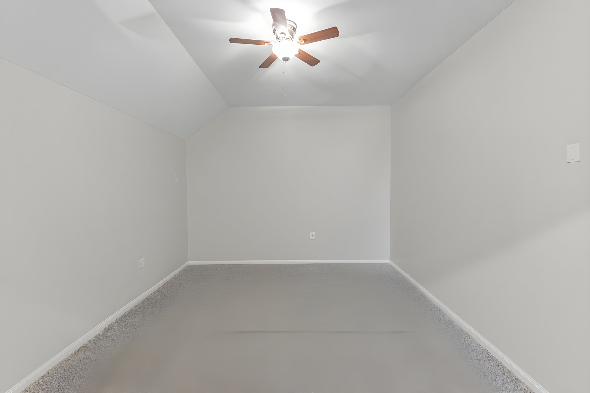 13814 Evert Court Property Photo 33