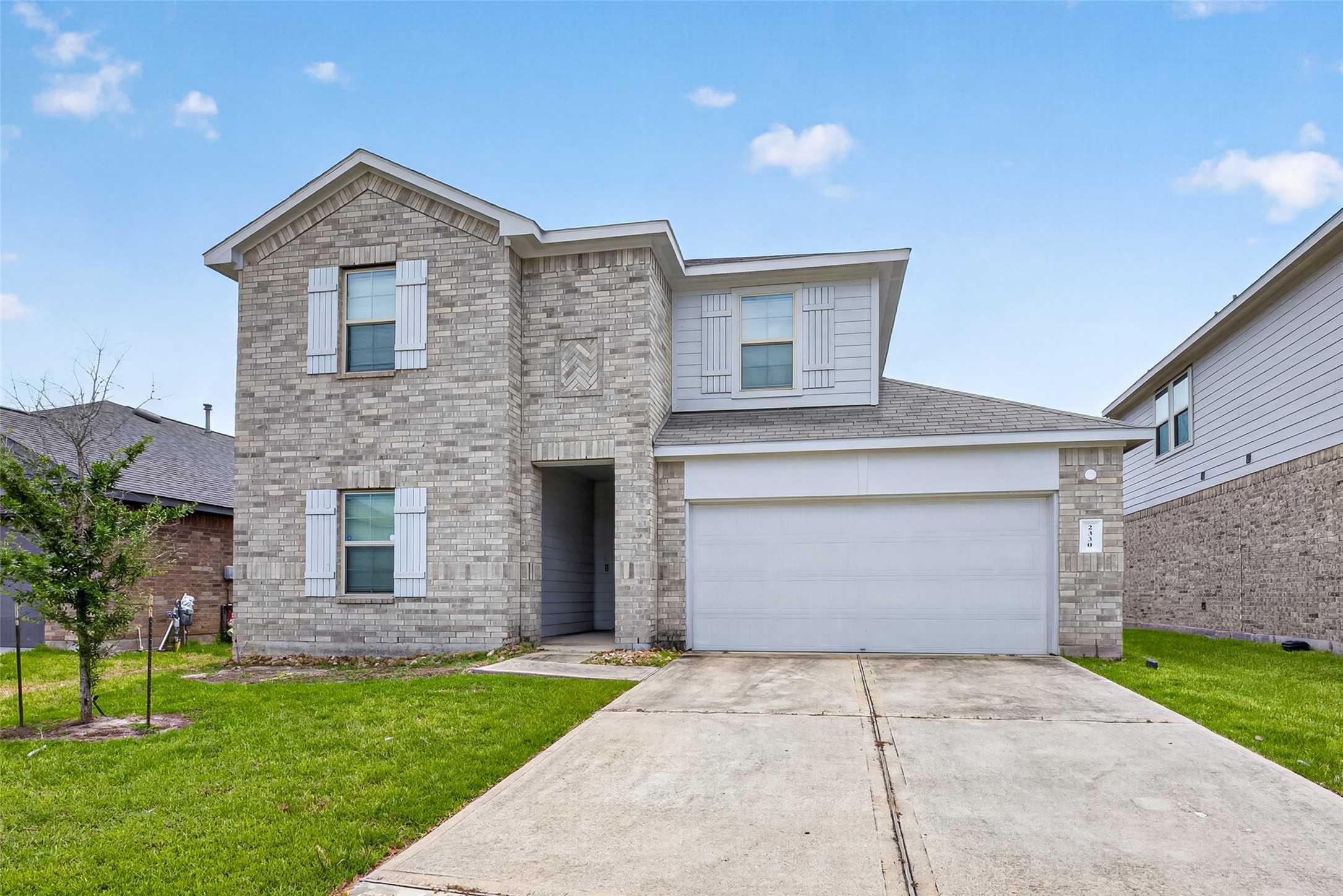 2330 Georgina Falls Drive Property Photo 1