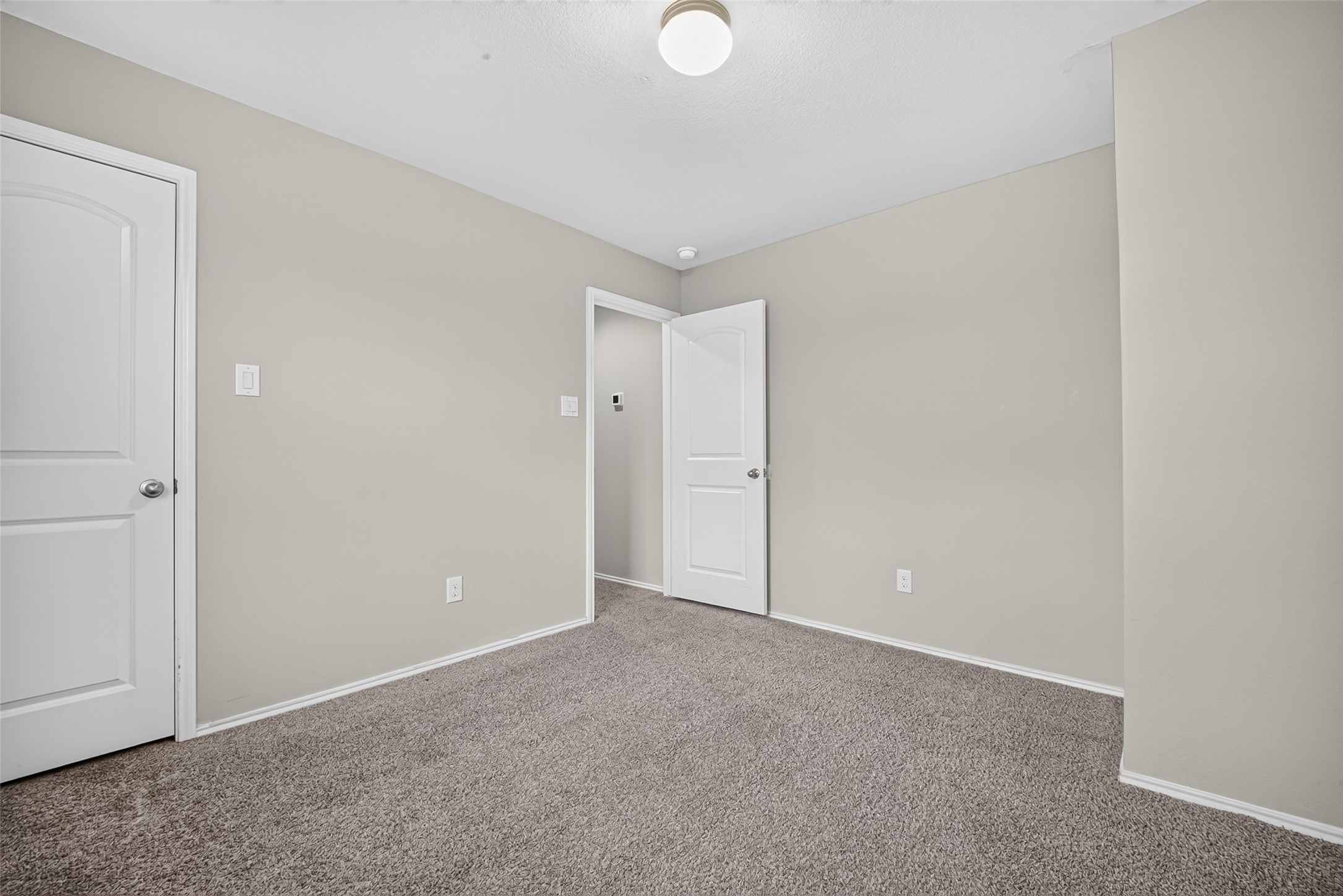 2330 Georgina Falls Drive Property Photo 25
