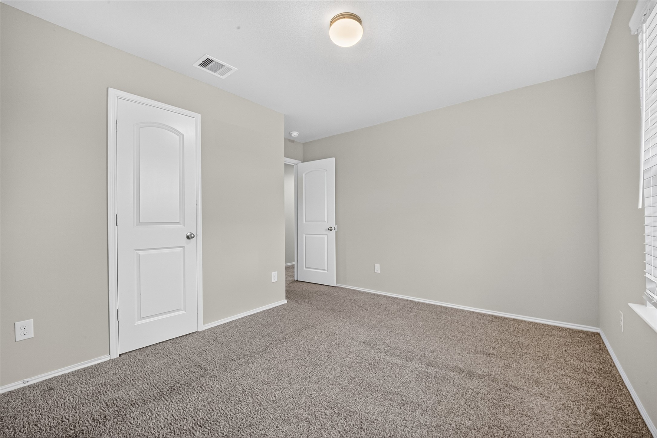 2330 Georgina Falls Drive Property Photo 27