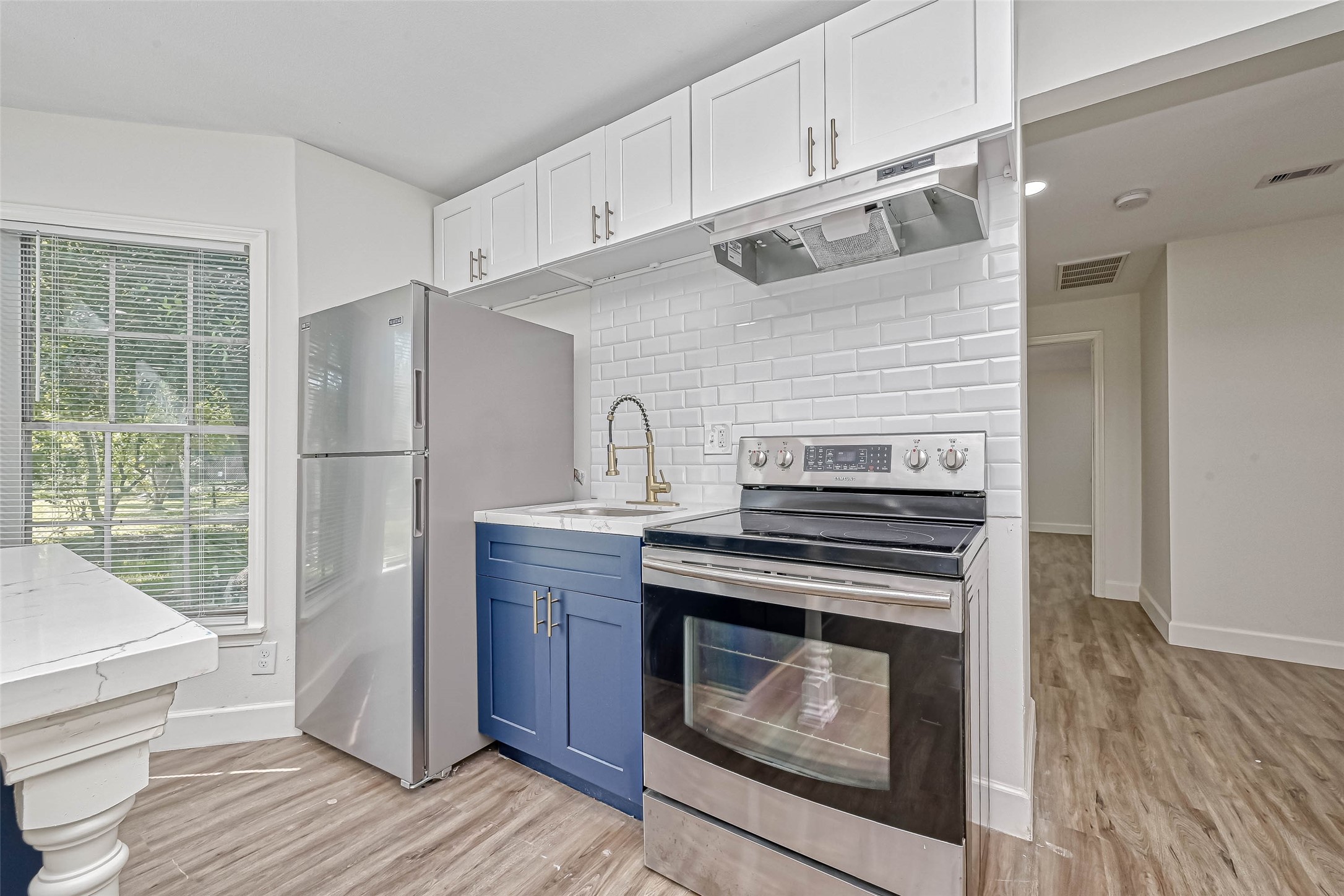 5609 Denmark Street A Property Photo 3
