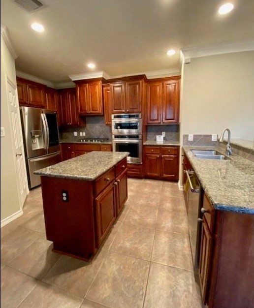 1625 Knox Street Property Photo 6