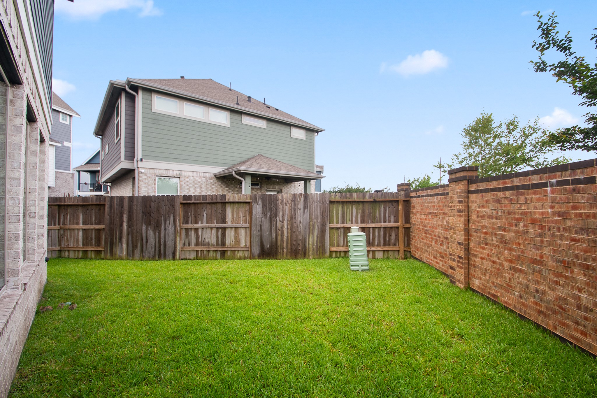 15823 Black Grouse Drive Property Photo 32