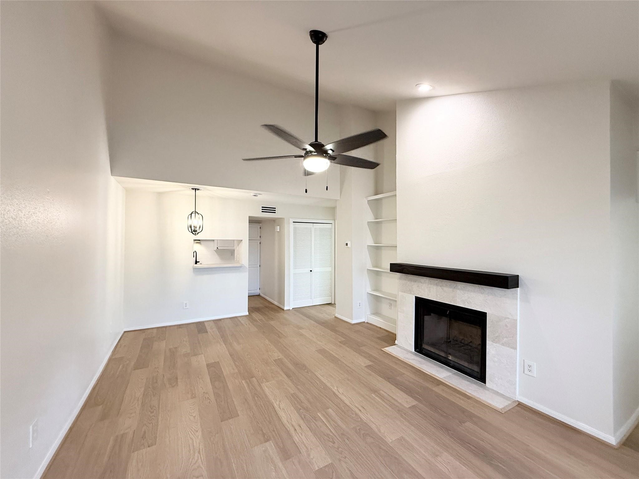 1860 White Oak Drive 376 Property Photo 6