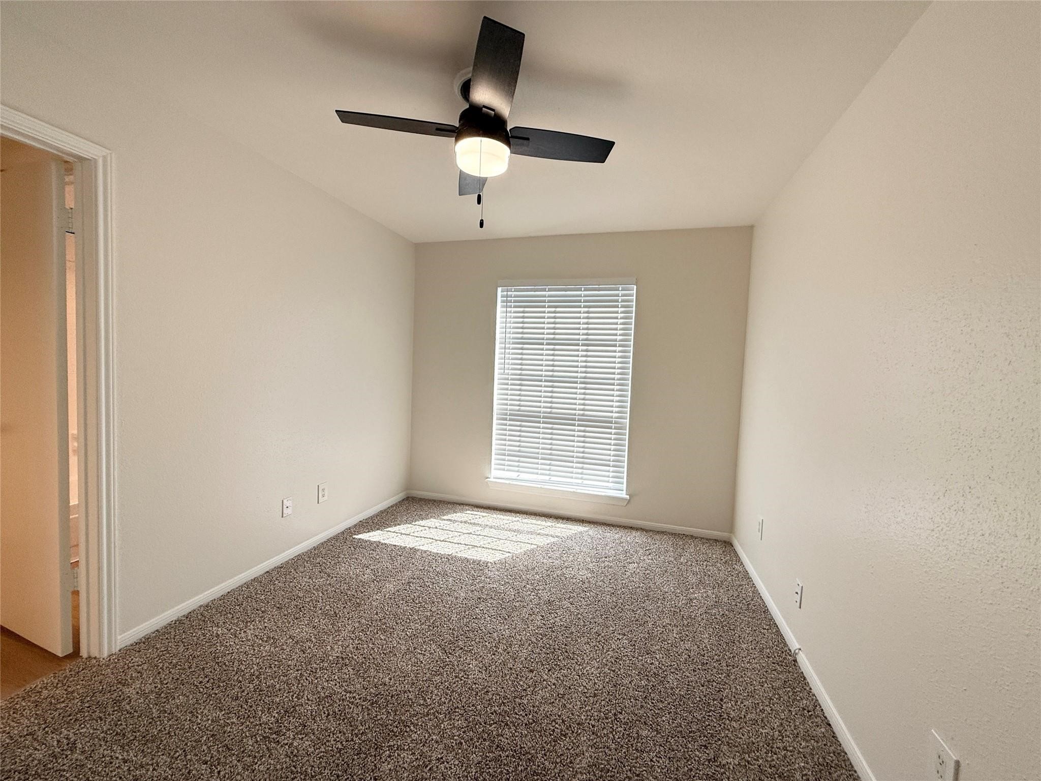 1860 White Oak Drive 376 Property Photo 20