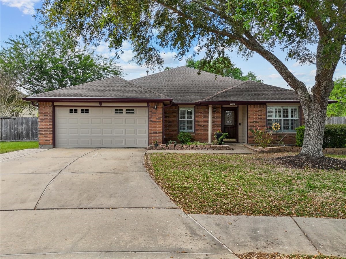 5102 Cherrywood Court Property Photo 3