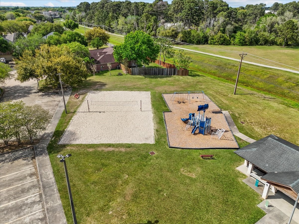5102 Cherrywood Court Property Photo 6