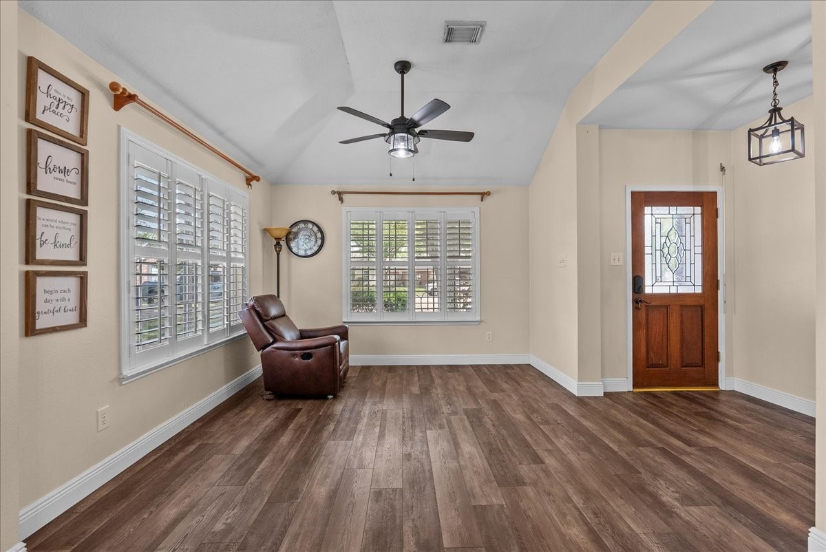 5102 Cherrywood Court Property Photo 9