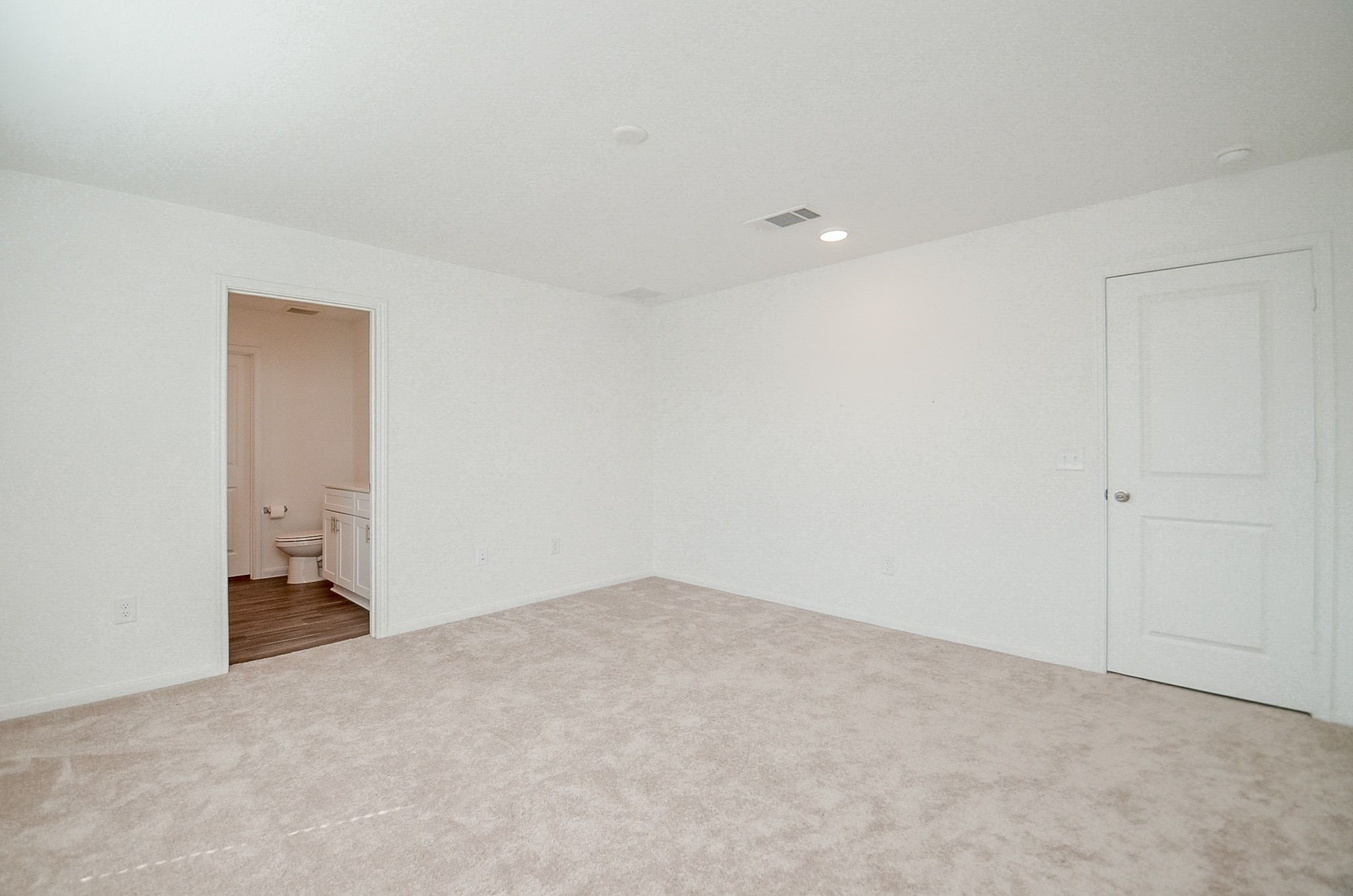 25812 Hedgerow Drive Property Photo 28
