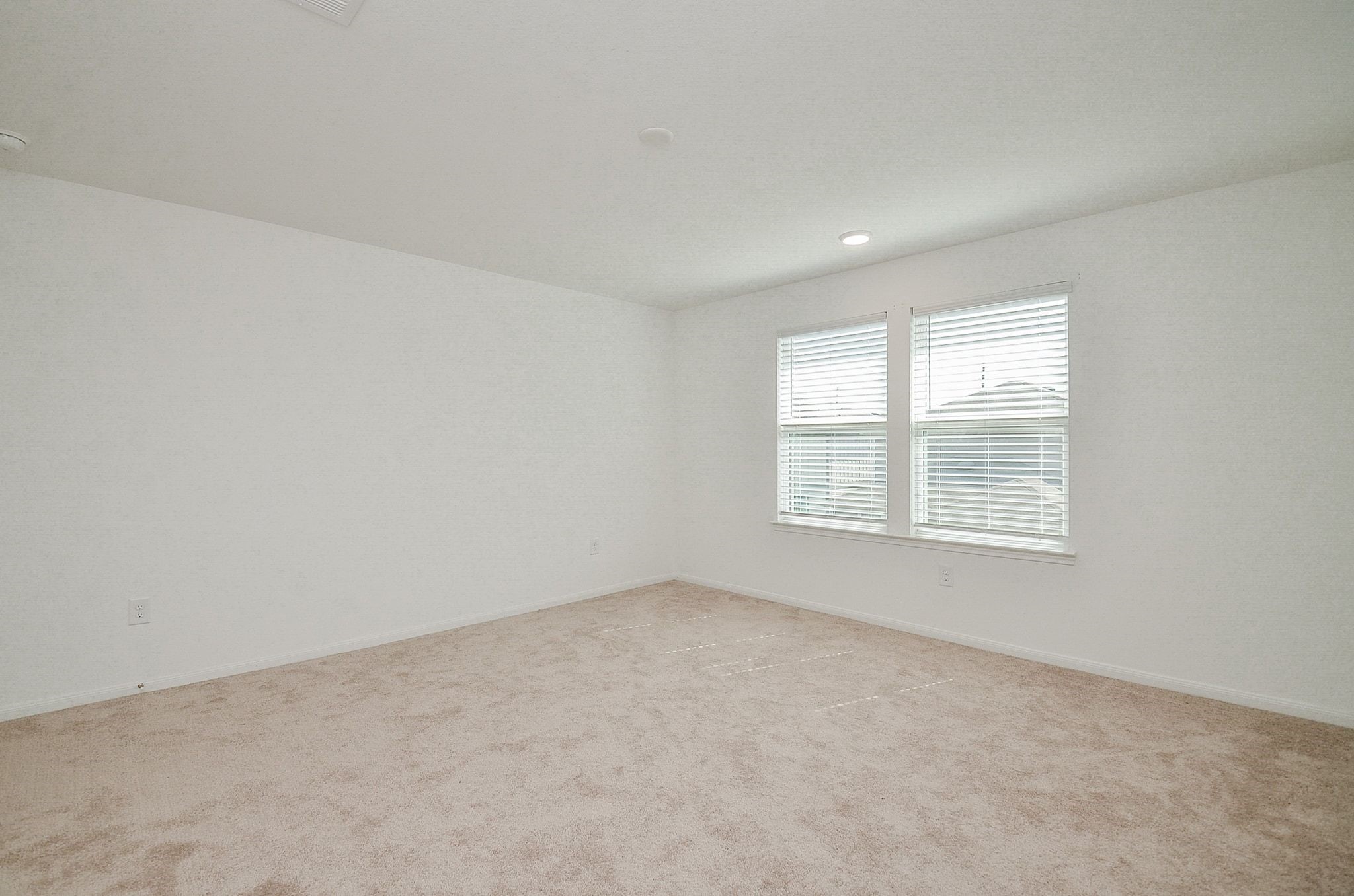 25812 Hedgerow Drive Property Photo 29