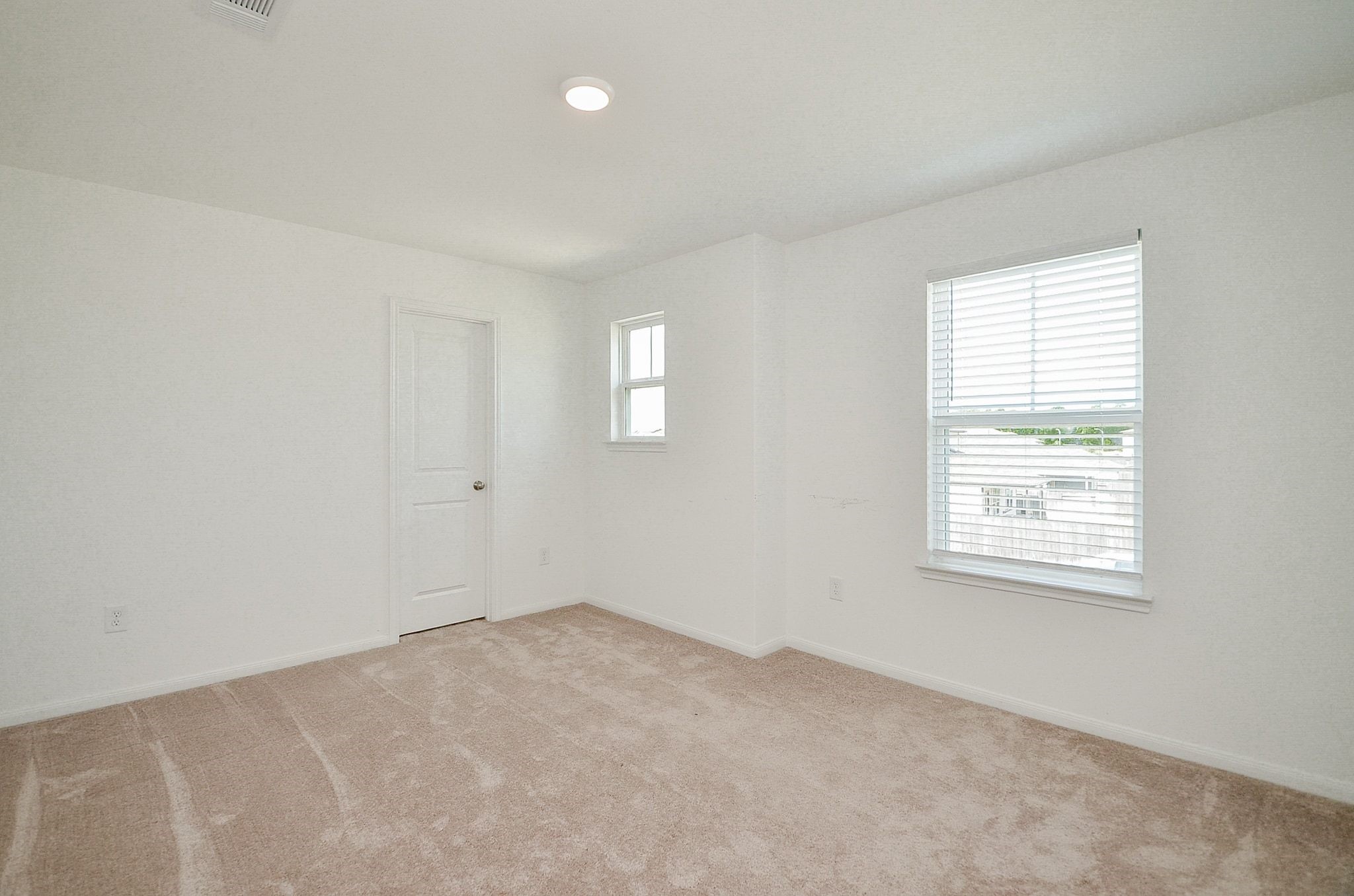 25812 Hedgerow Drive Property Photo 31