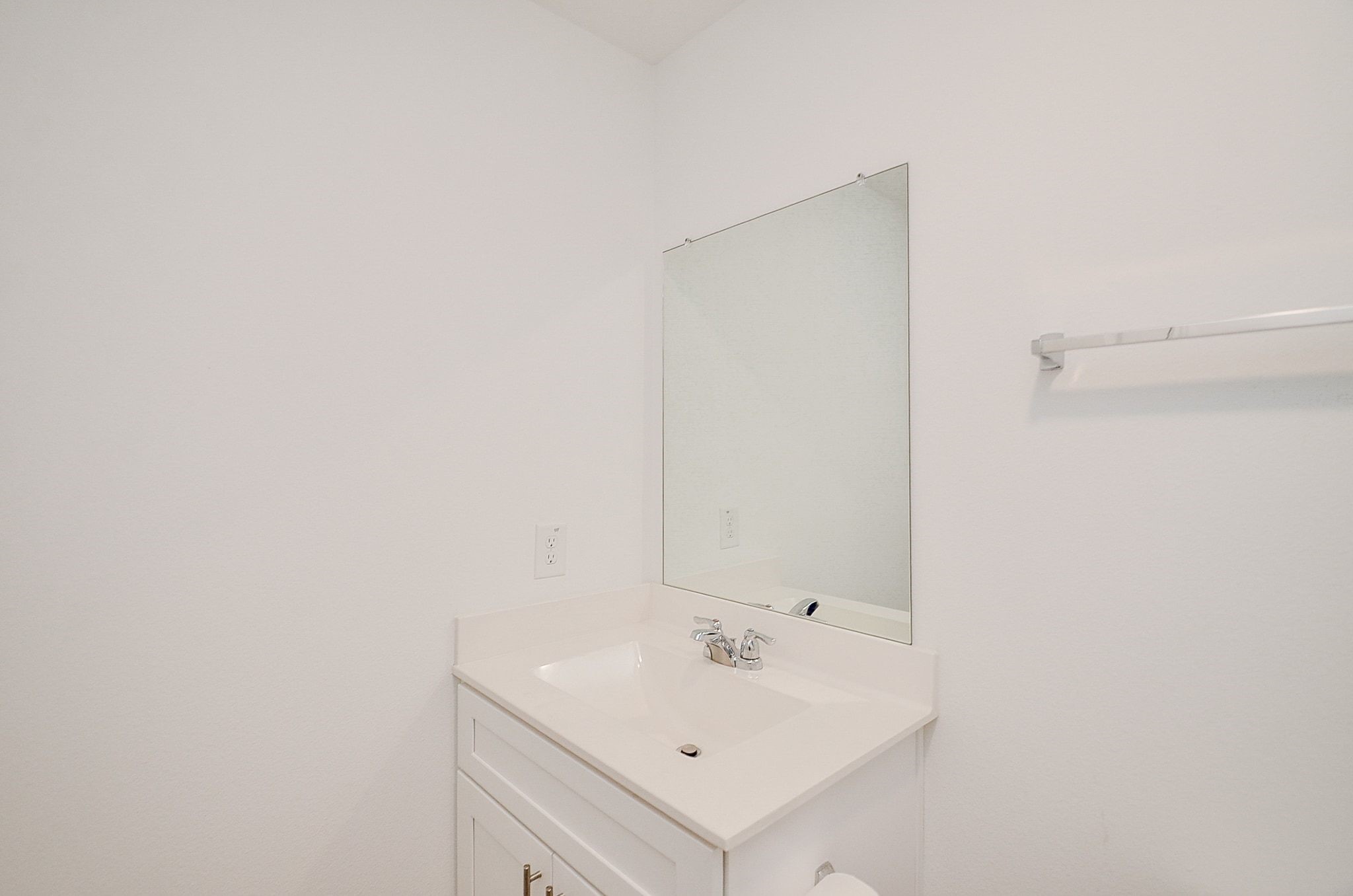 25812 Hedgerow Drive Property Photo 36