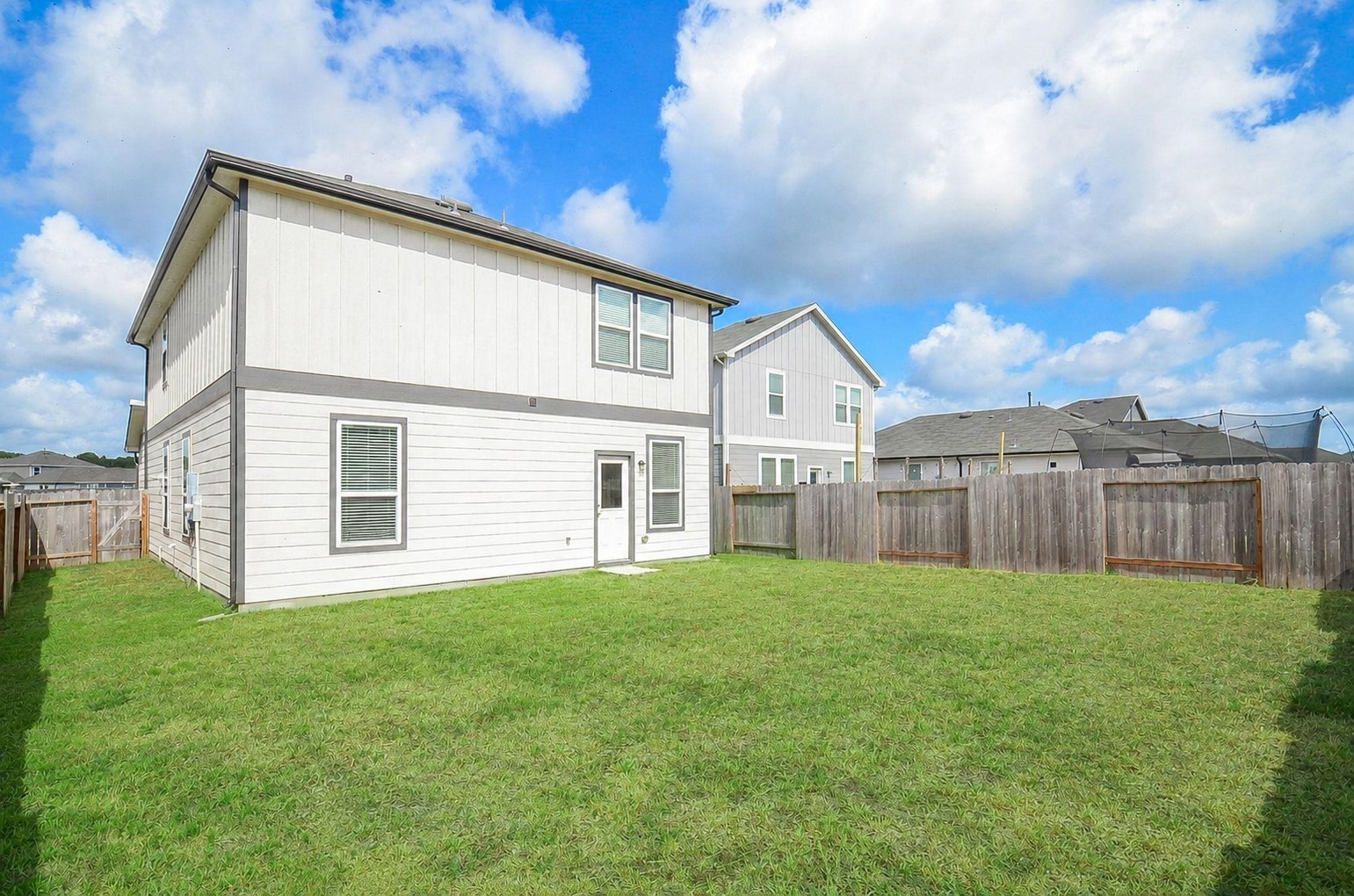 25812 Hedgerow Drive Property Photo 41