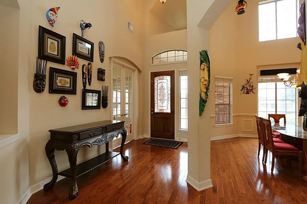7610 Hampton Bay Lane Property Photo 2