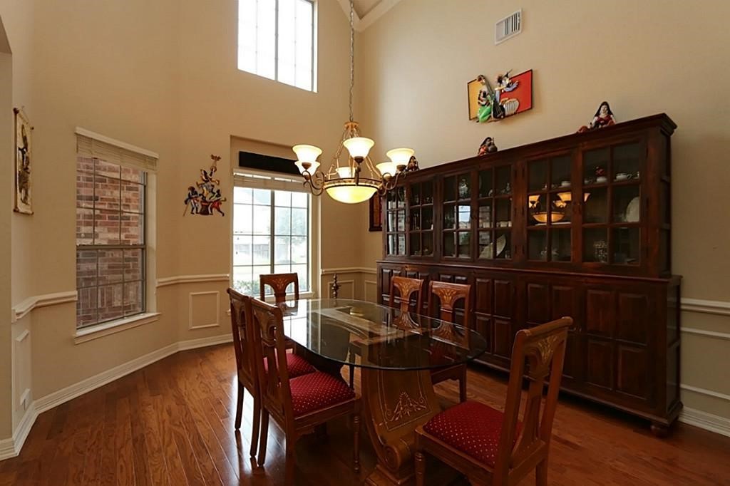 7610 Hampton Bay Lane Property Photo 3