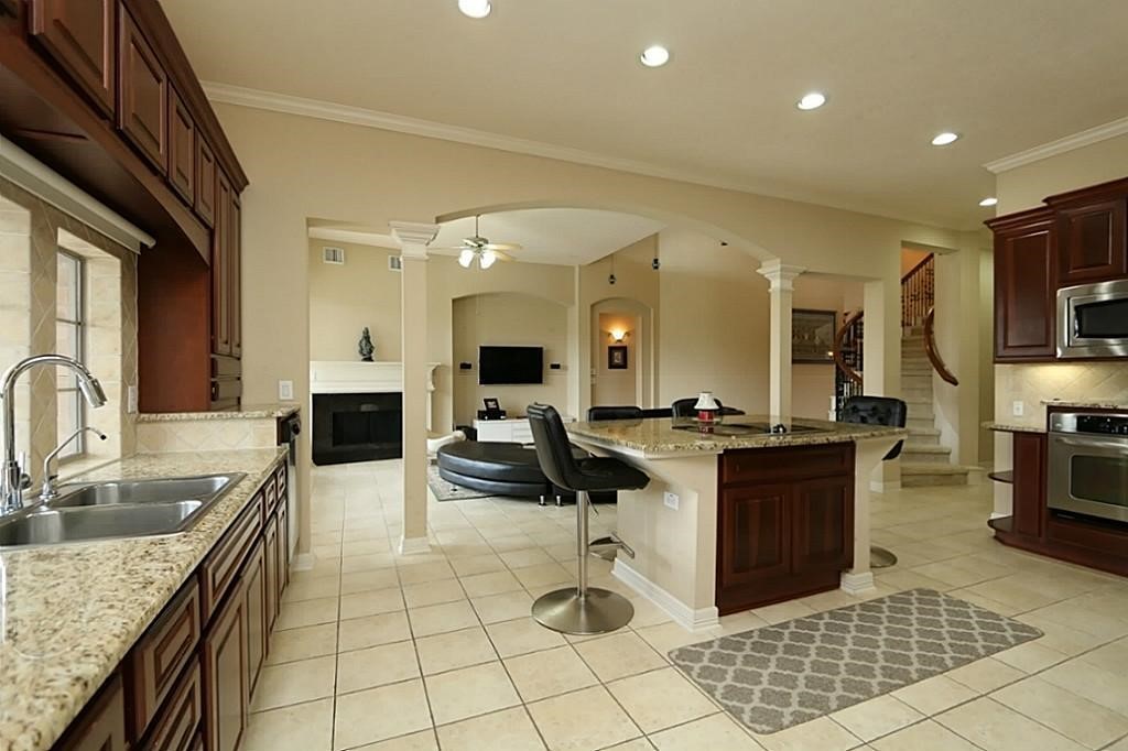 7610 Hampton Bay Lane Property Photo 7