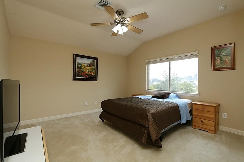 7610 Hampton Bay Lane Property Photo 8