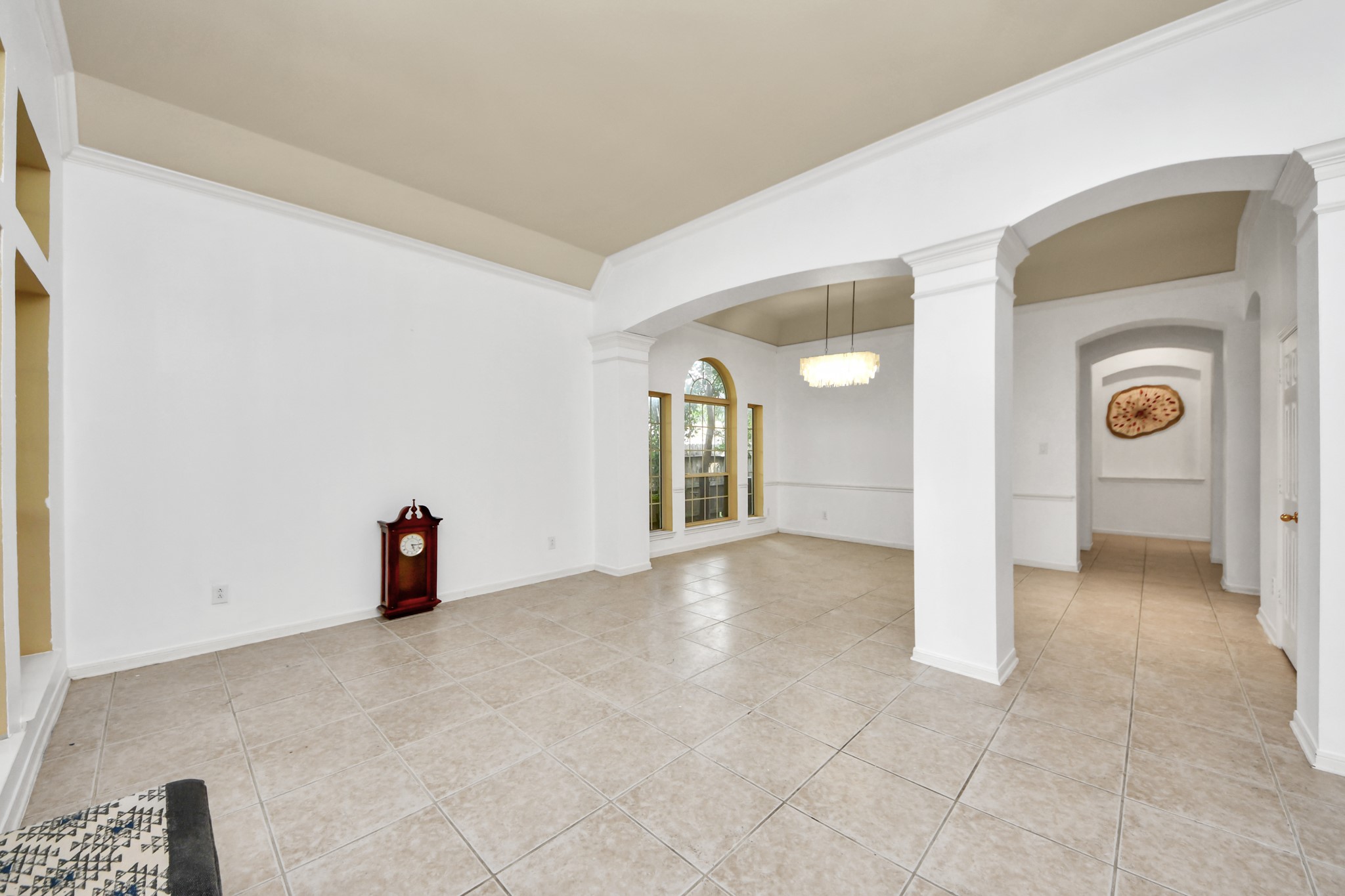 3818 S Barnett Way Property Photo 4