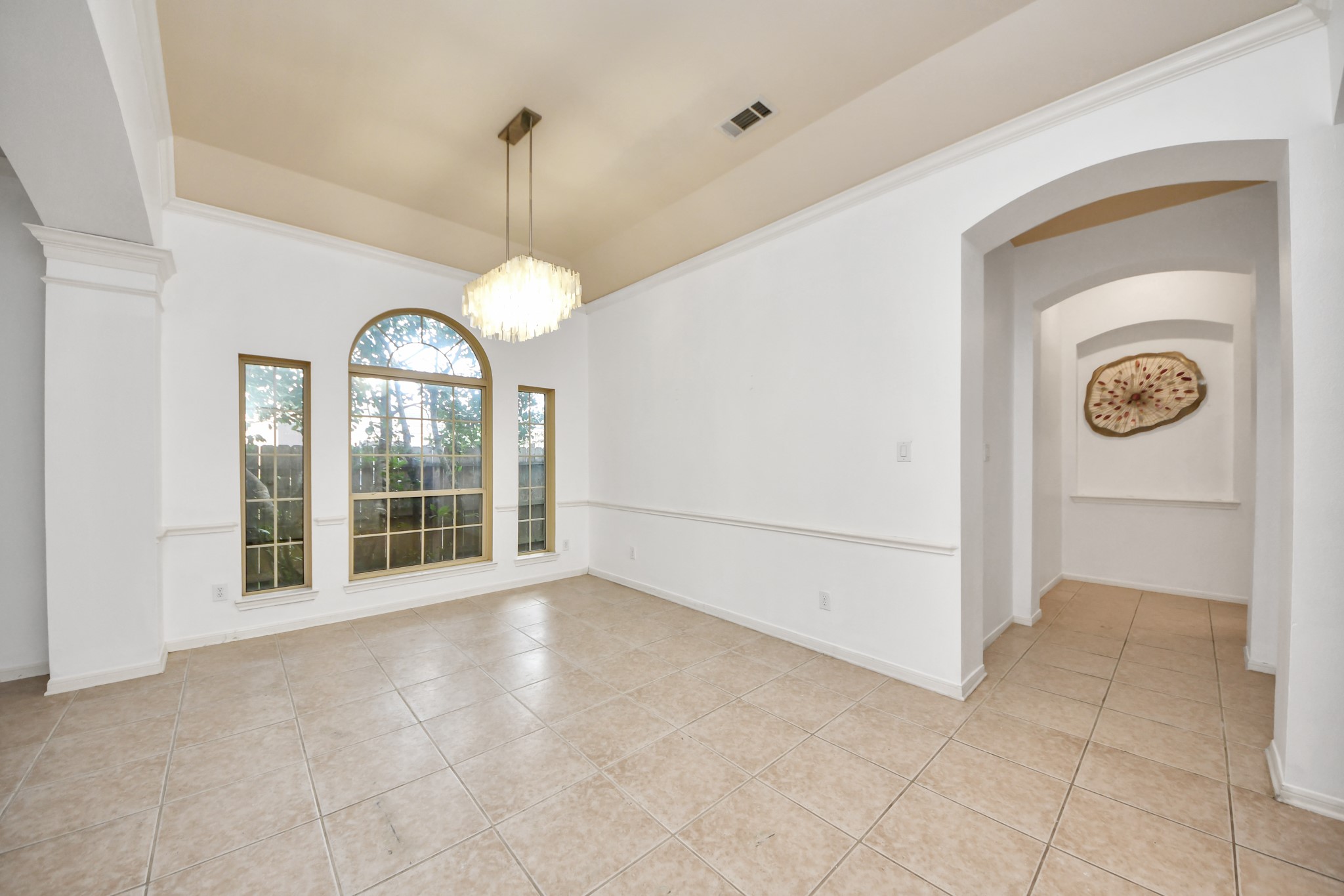 3818 S Barnett Way Property Photo 7