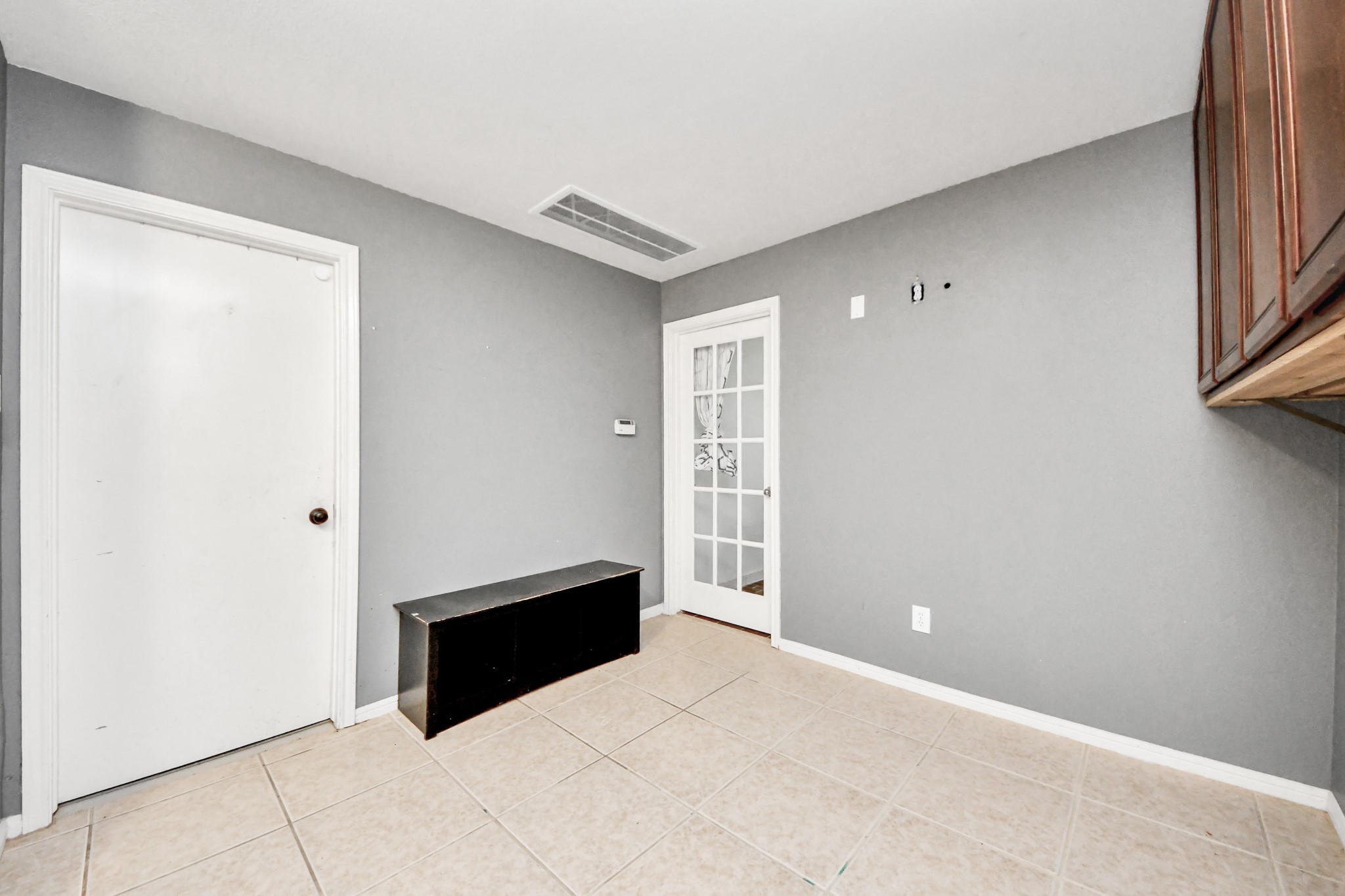 3818 S Barnett Way Property Photo 12
