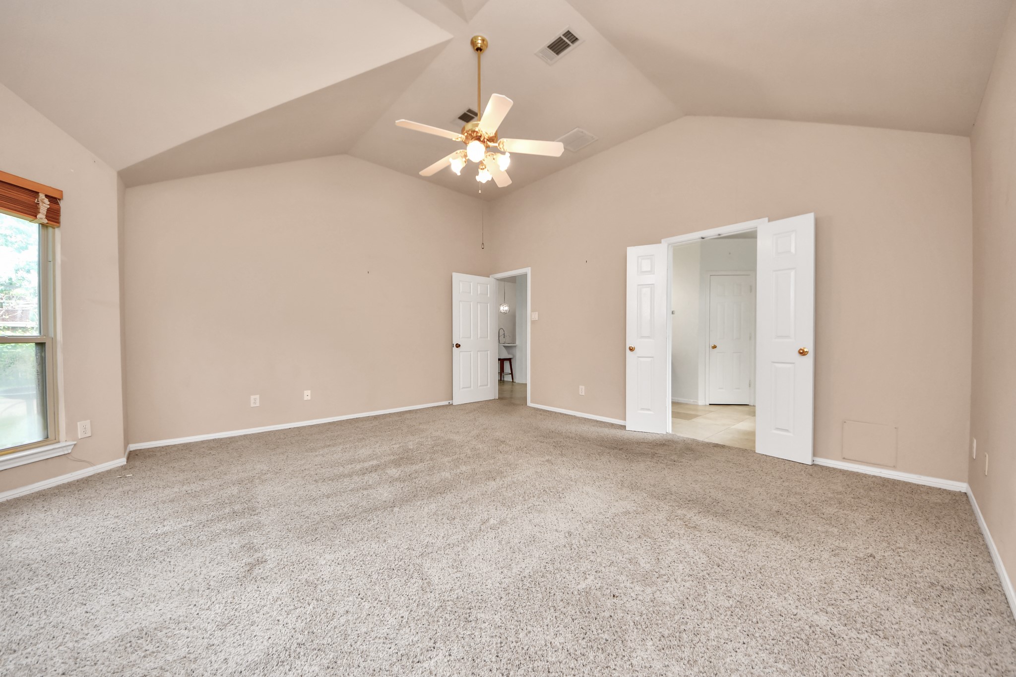 3818 S Barnett Way Property Photo 35