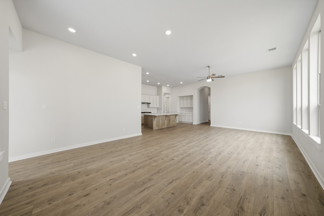 6515 Redwood Forest Drive Property Photo 6