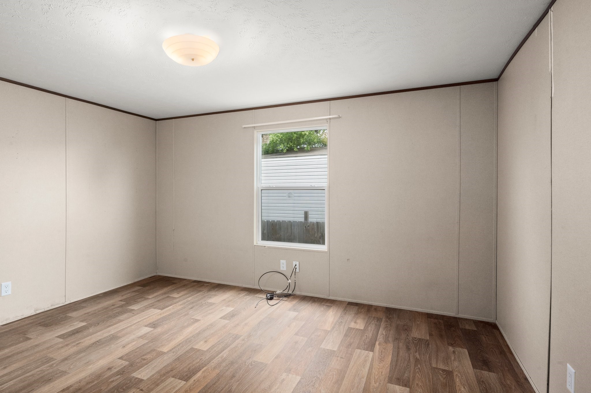 523 Fairfax Lane Property Photo 11