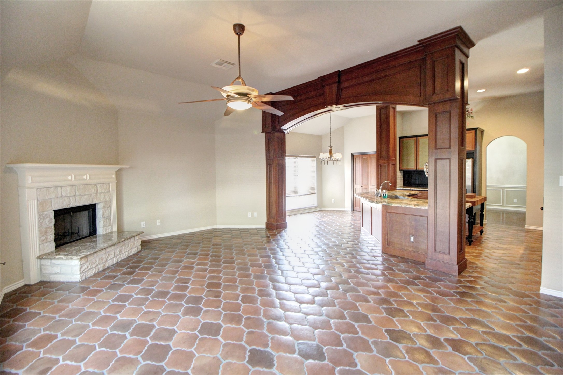 19014 Canyon Frost Drive Property Photo 4