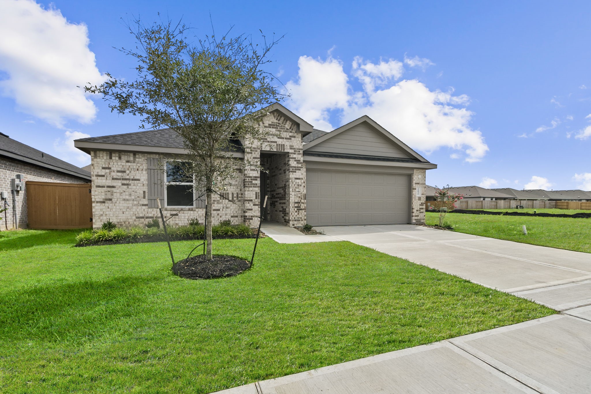 21935 Messina Springs Drive Property Photo 1