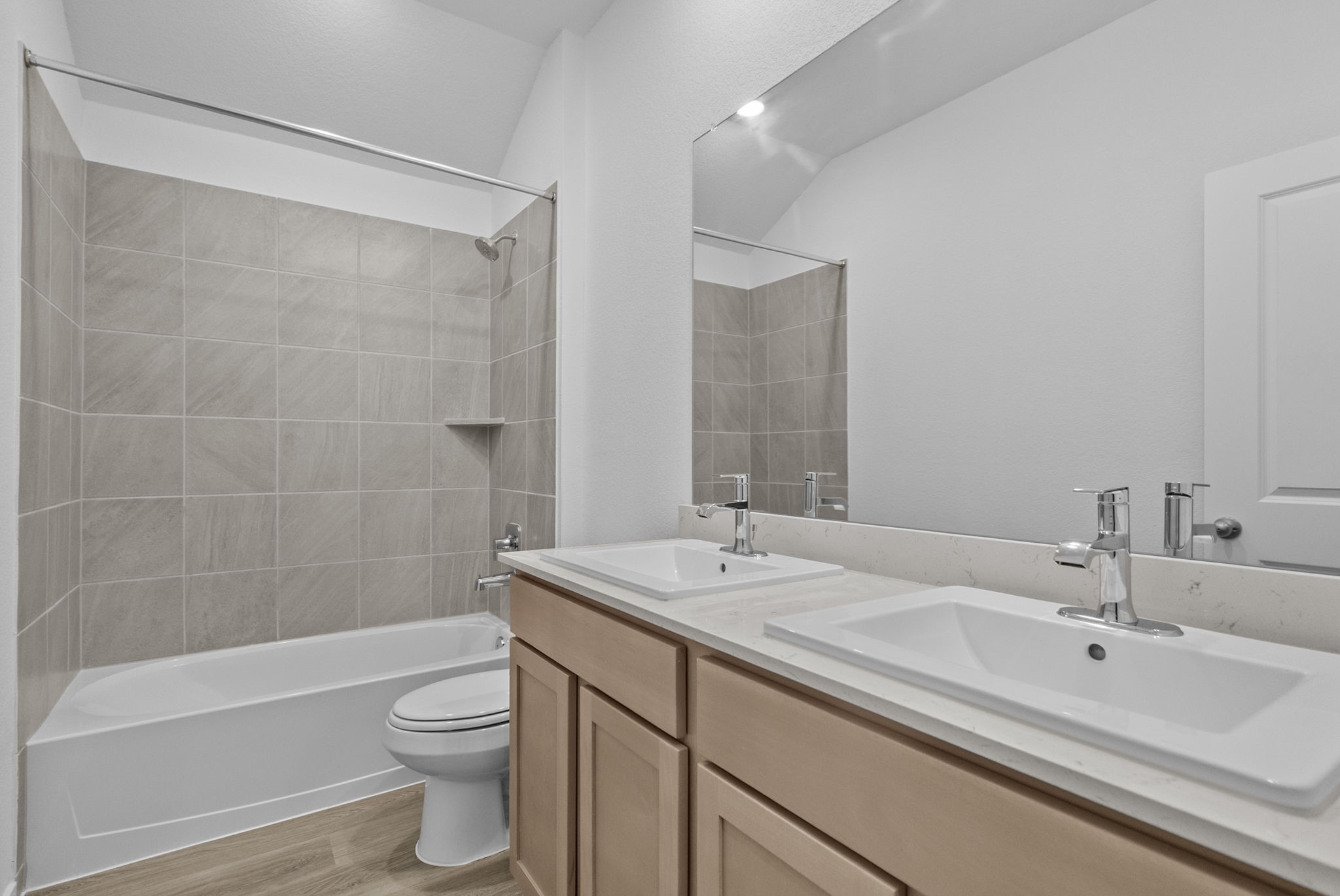 21935 Messina Springs Drive Property Photo 5