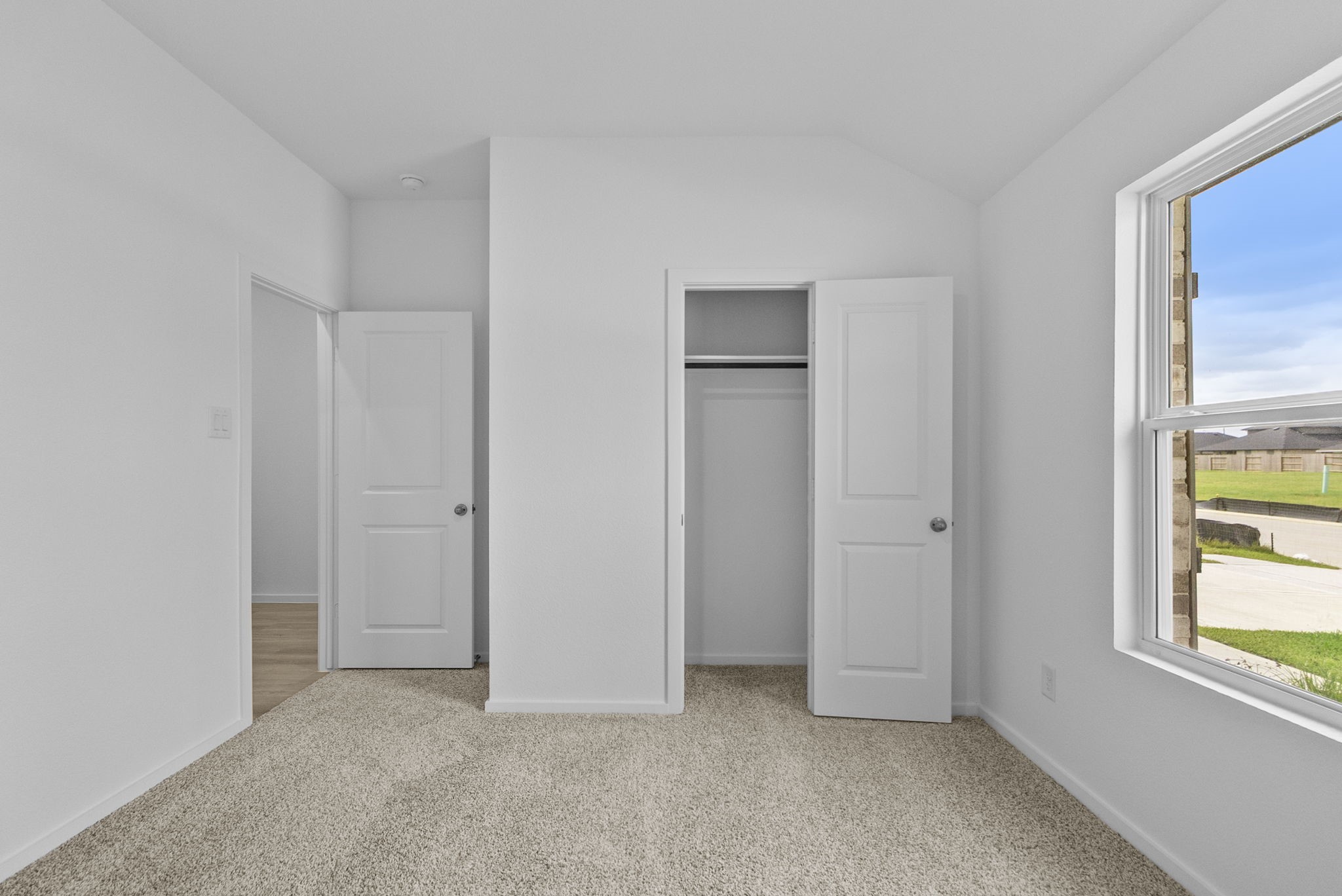 21935 Messina Springs Drive Property Photo 7