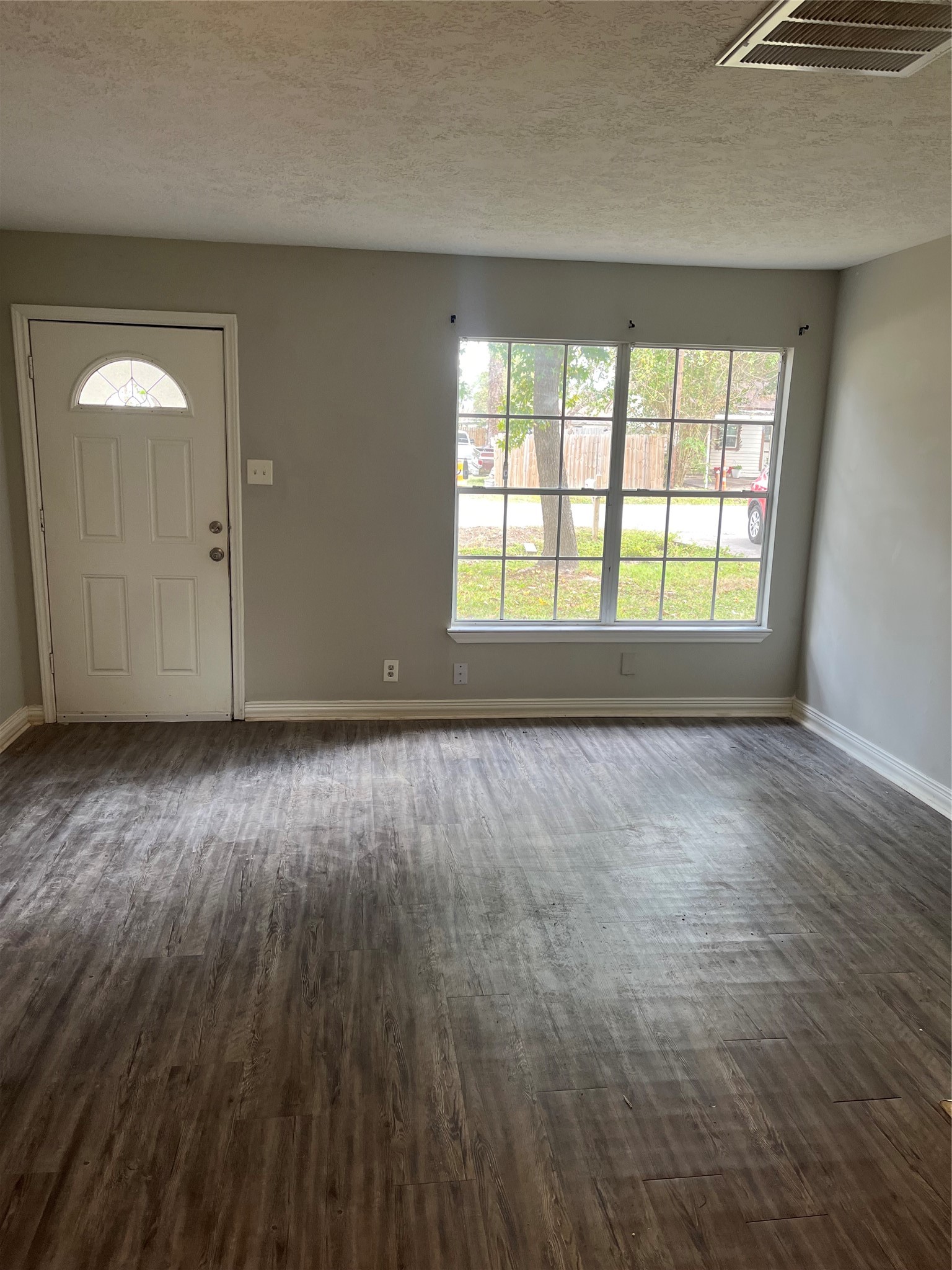 10533 Barnham Street Property Photo 4