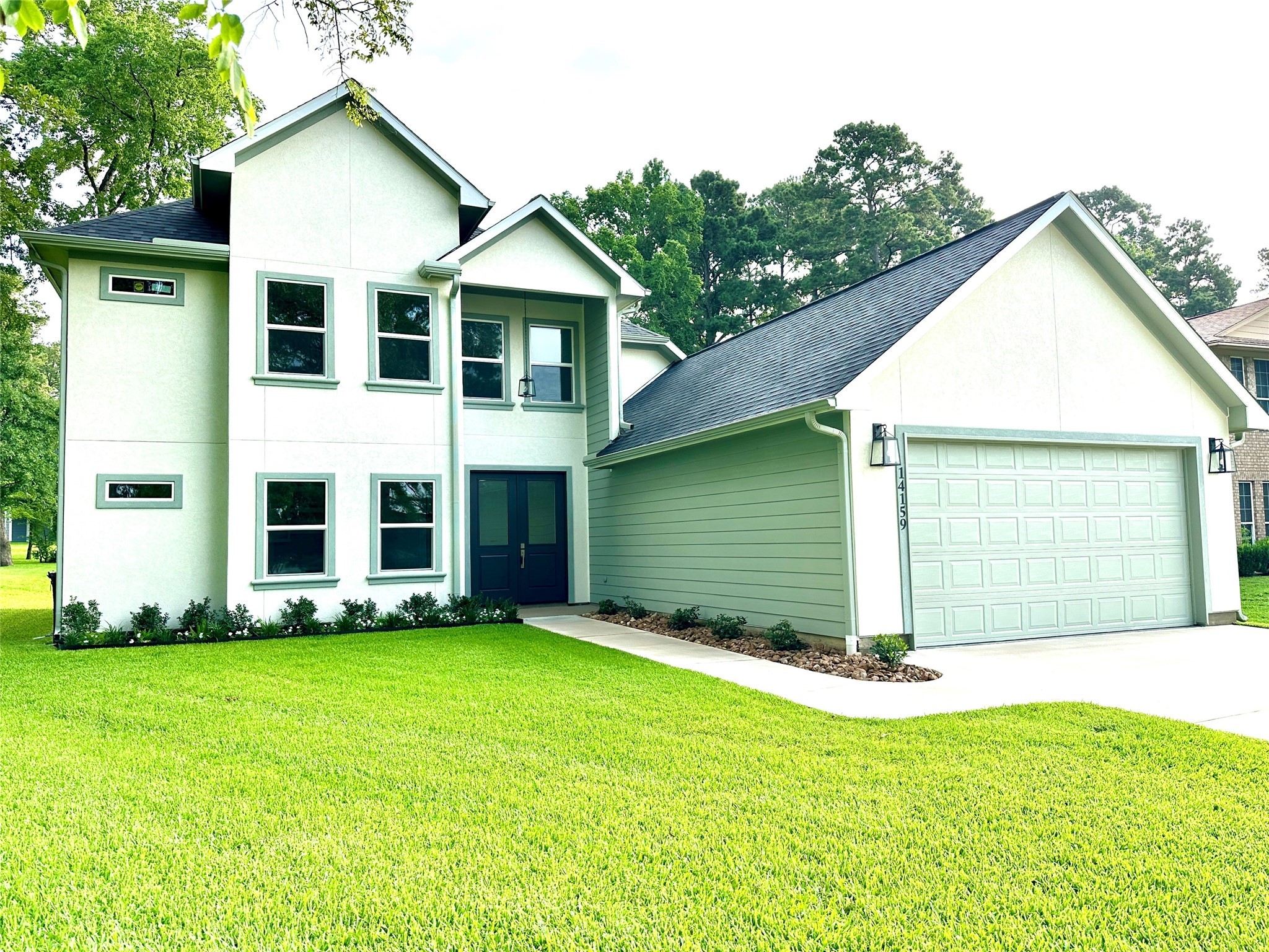 14159 Lakepoint Drive Property Photo 1
