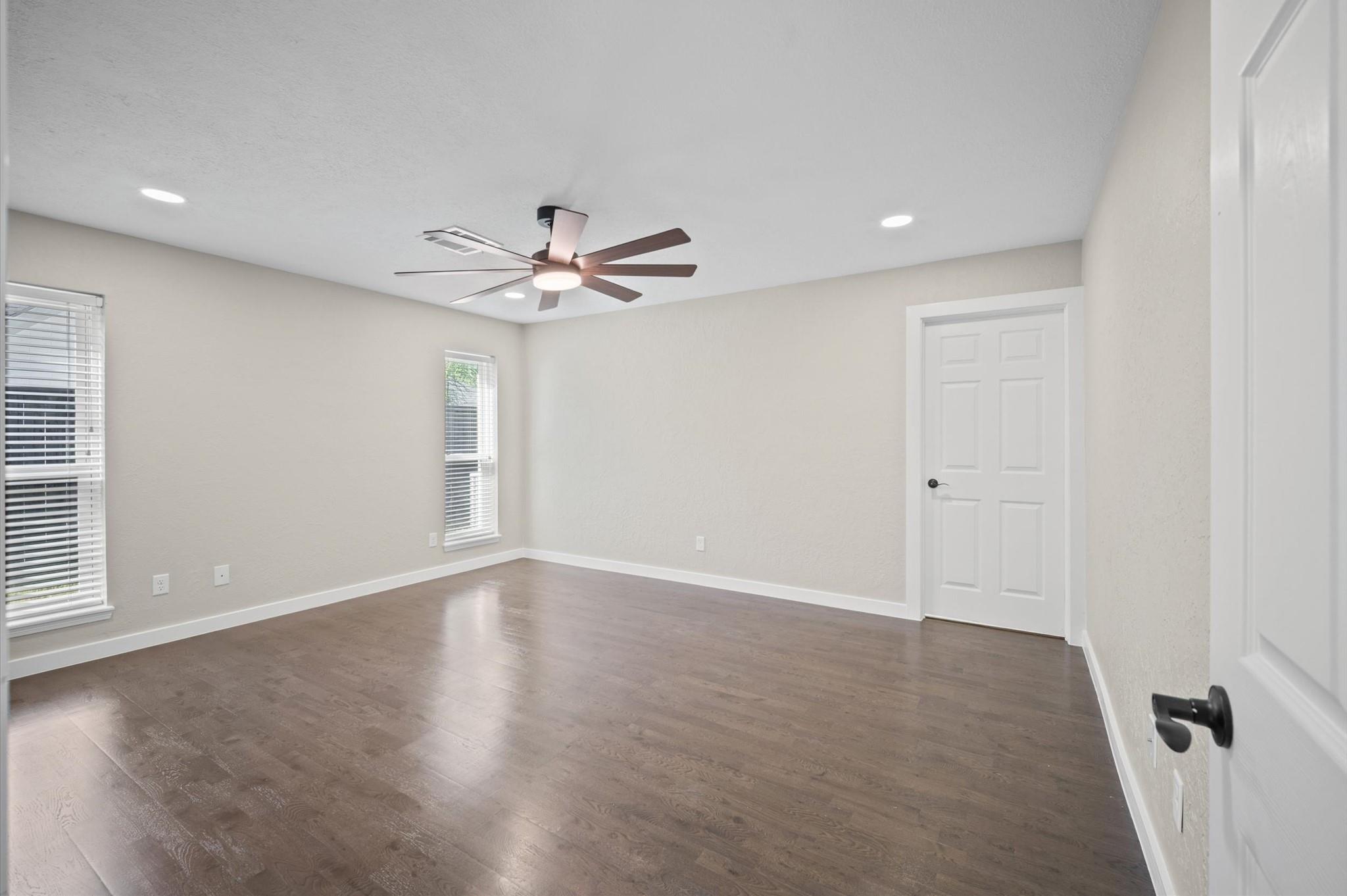 20302 Arrow Cove Drive Property Photo 12