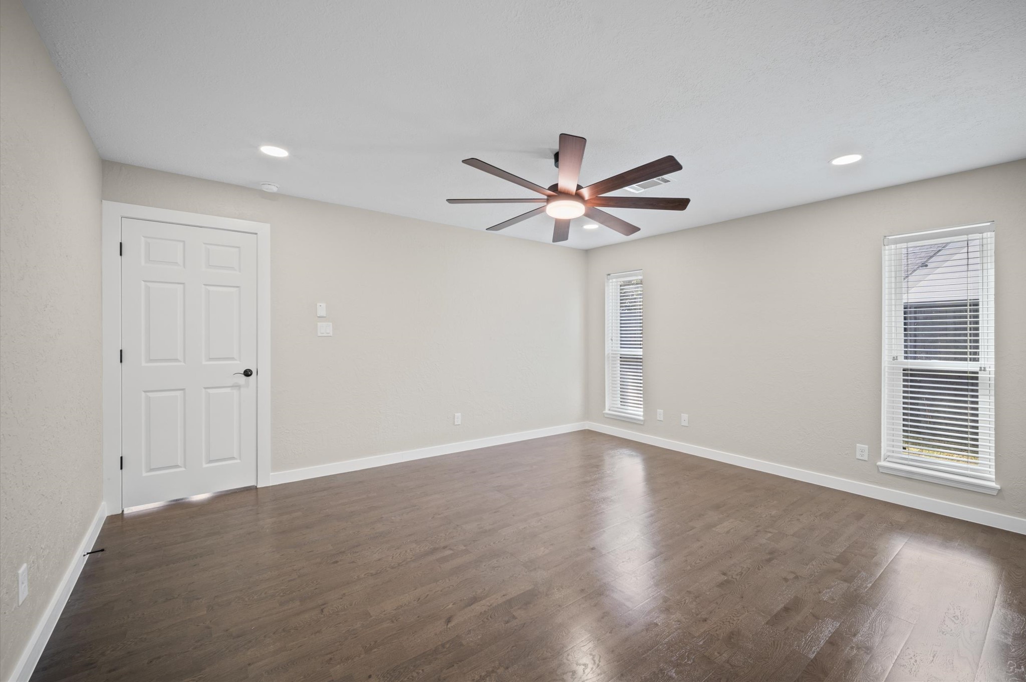 20302 Arrow Cove Drive Property Photo 13