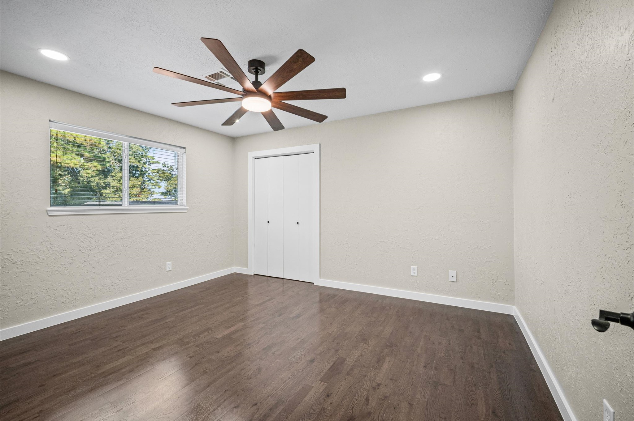 20302 Arrow Cove Drive Property Photo 28