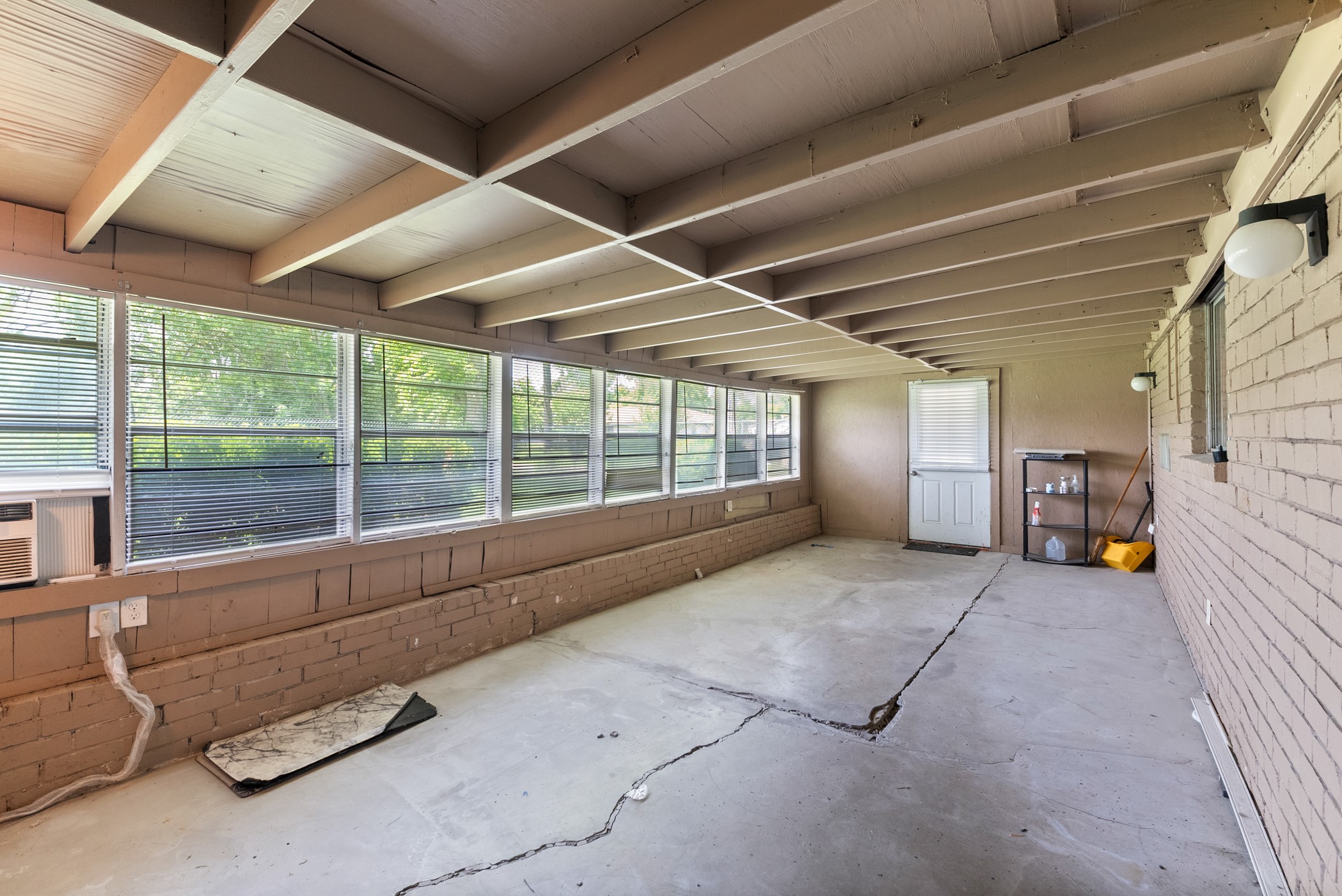 4302 Marchant Road Property Photo 18