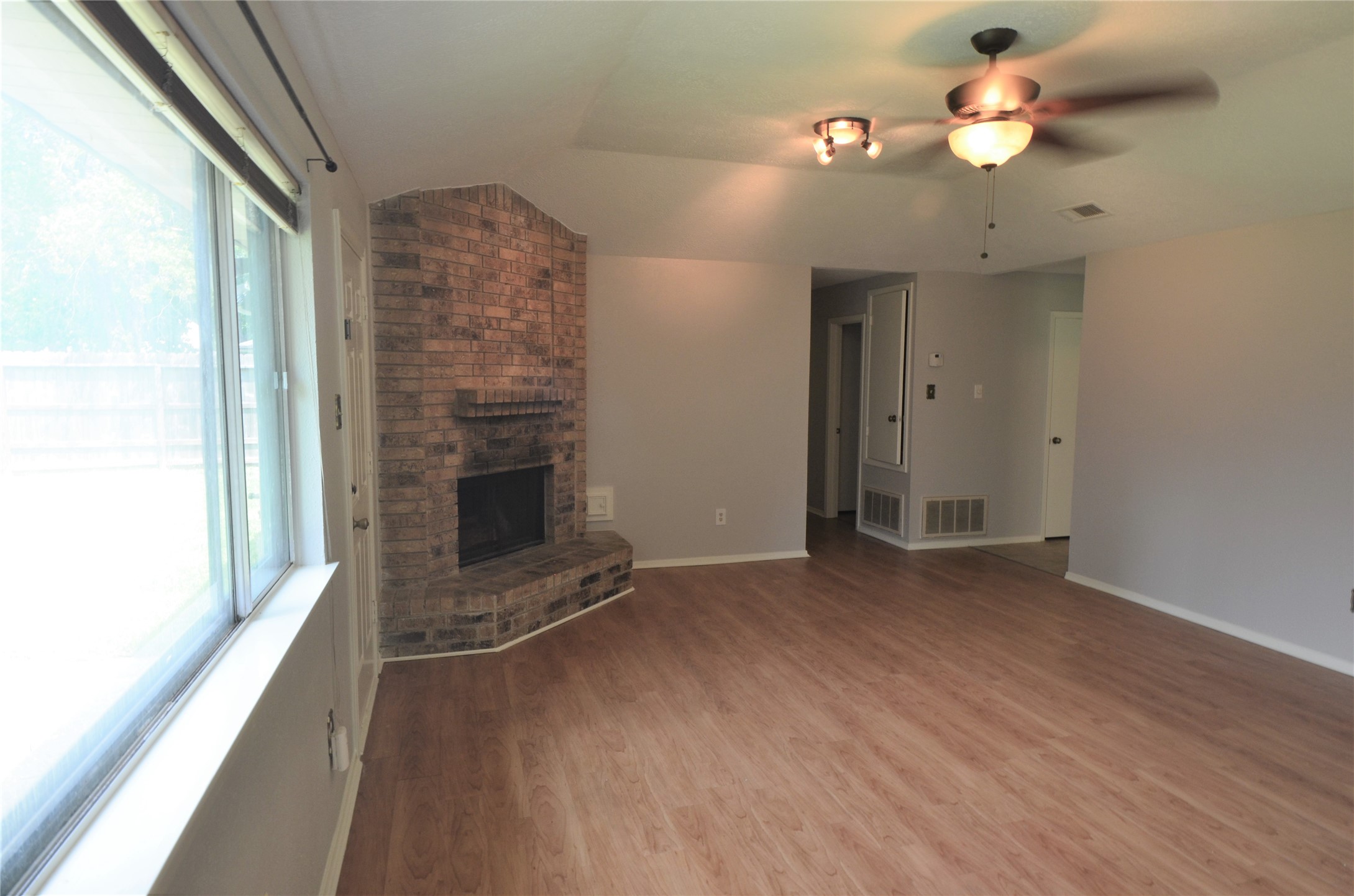 24006 Merry Oaks Drive Property Photo 4