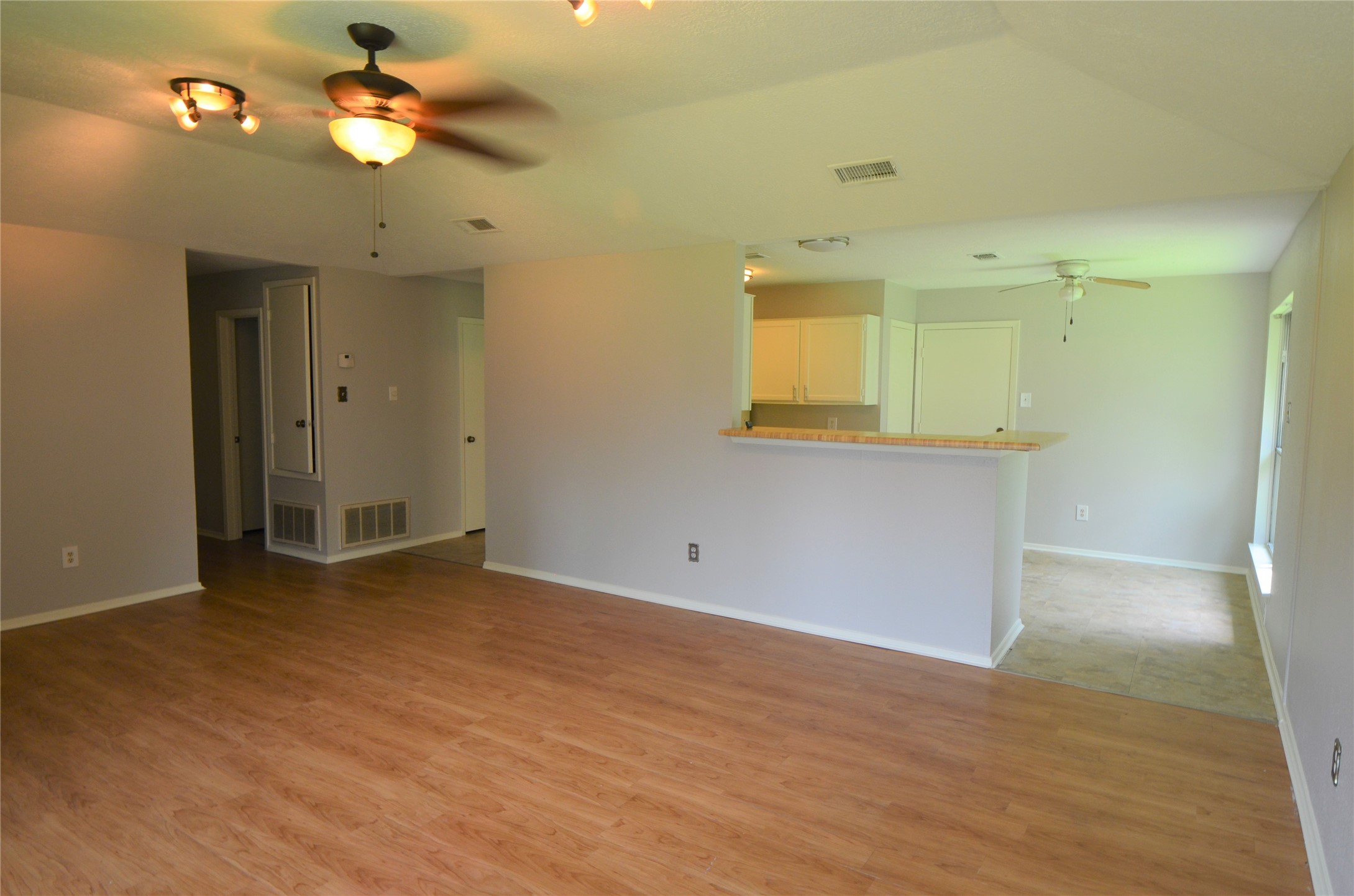 24006 Merry Oaks Drive Property Photo 5