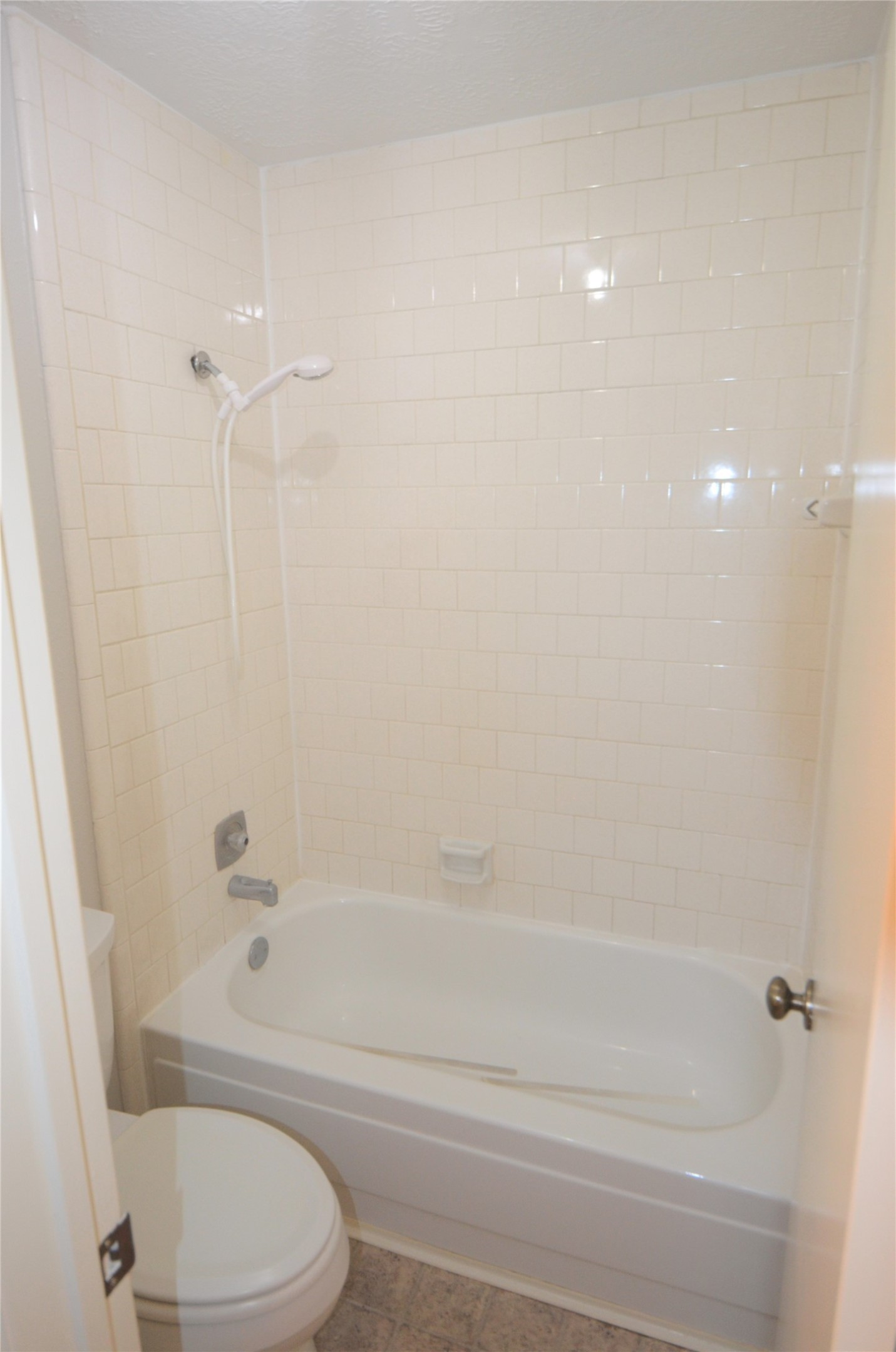 24006 Merry Oaks Drive Property Photo 14