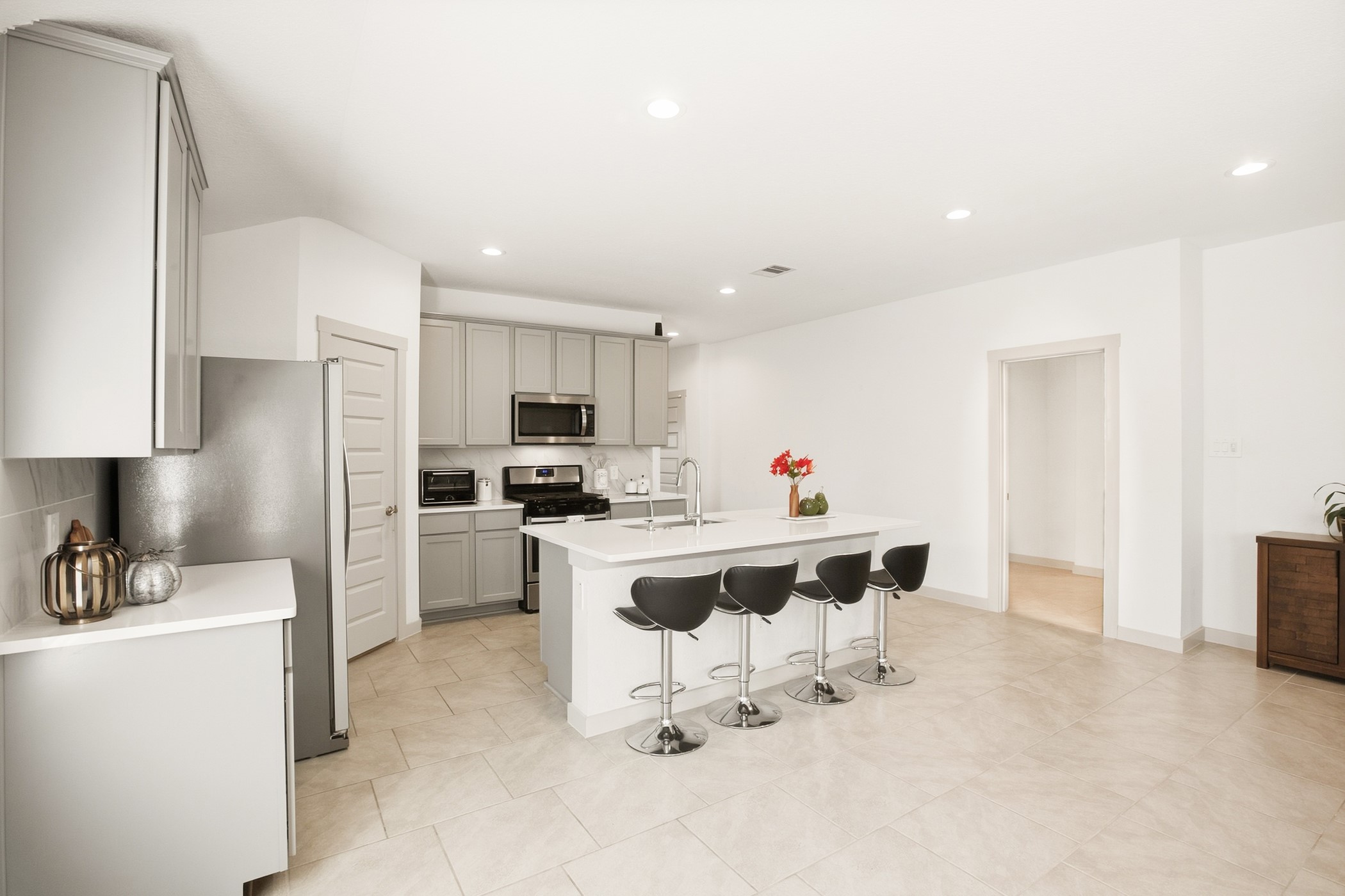 29518 Gordon Sevilla Street Property Photo 6