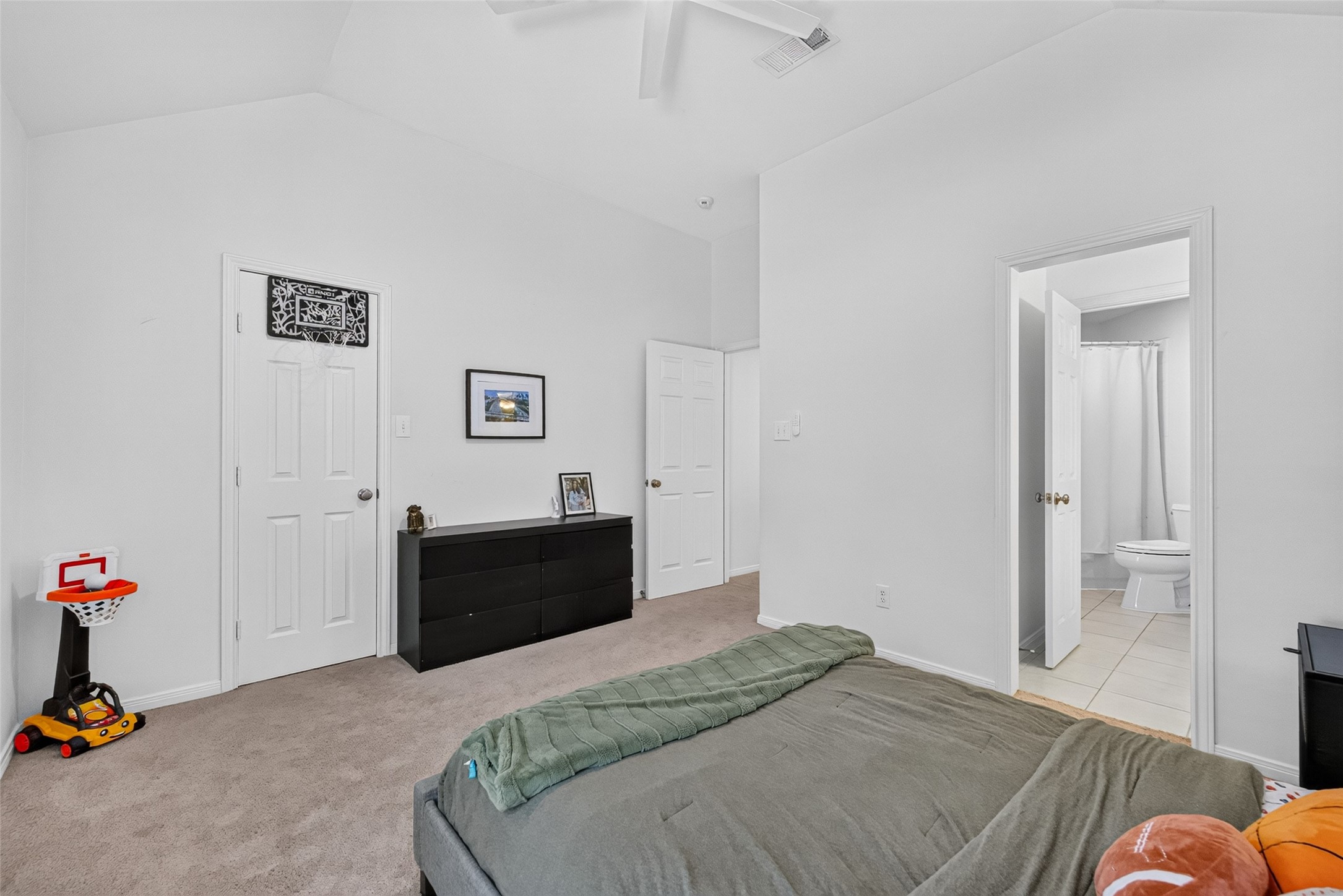 10335 Shipmans Landing Drive Property Photo 22
