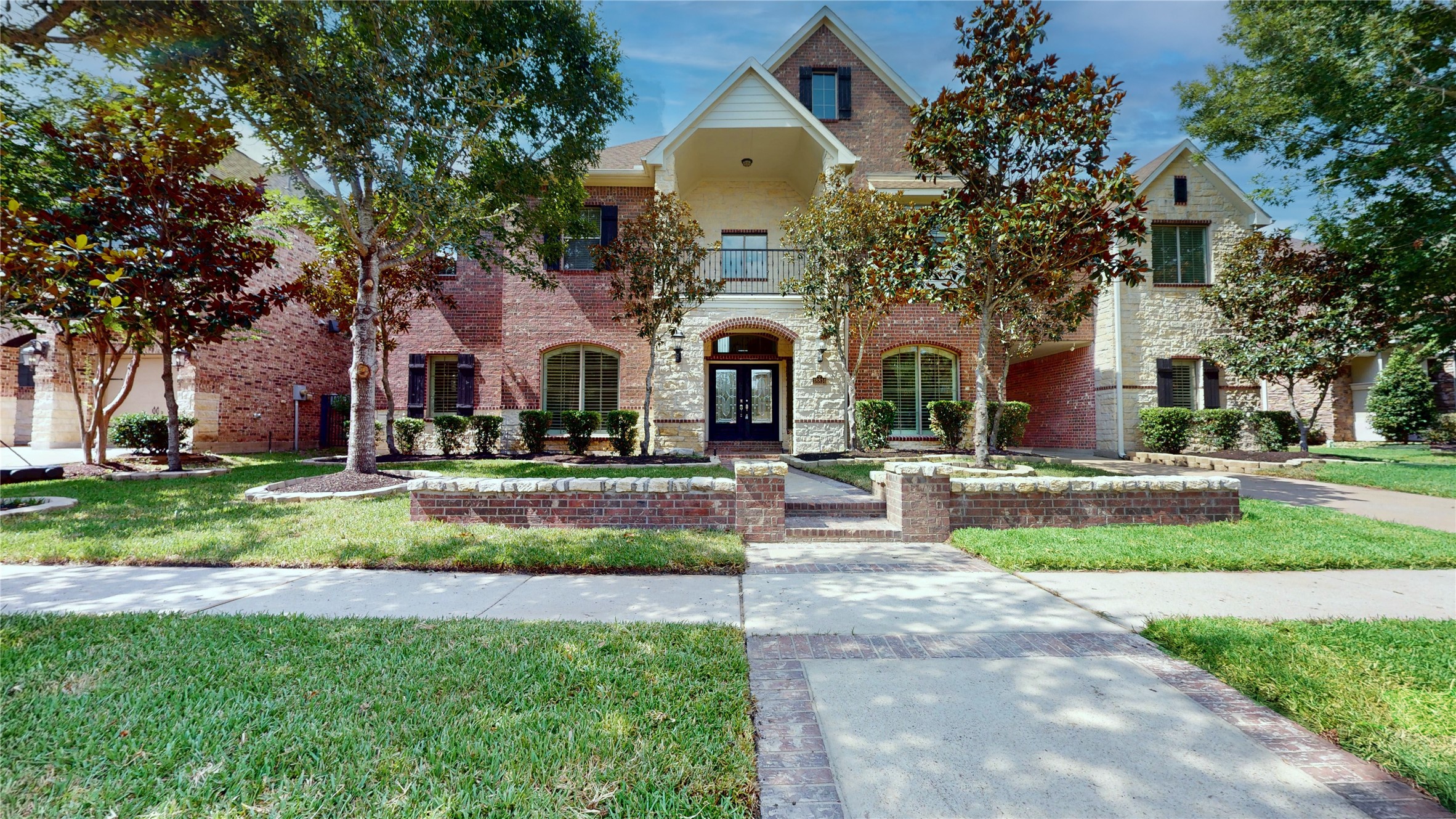 18814 Cove Vista Lane Property Photo