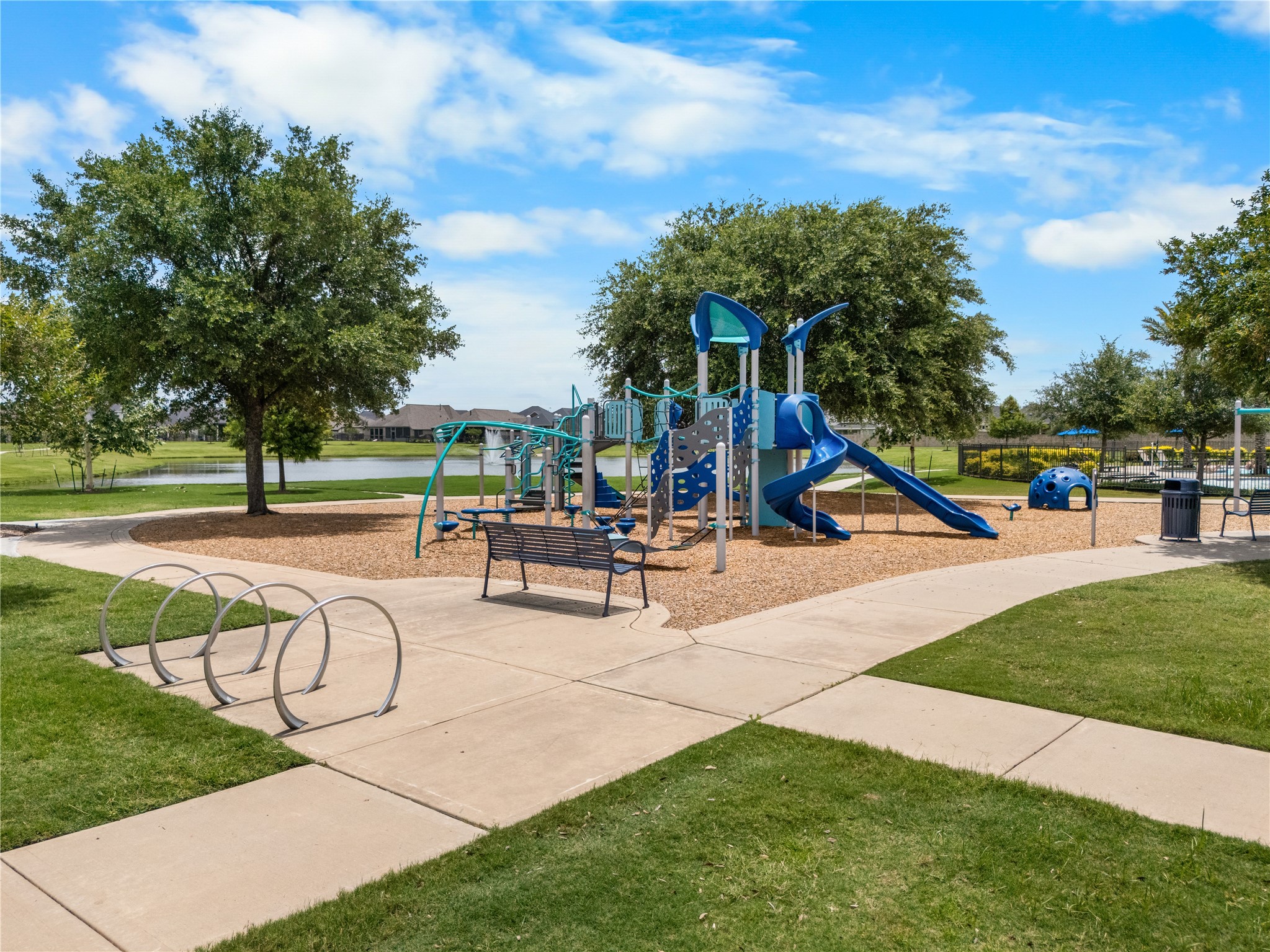 19007 Valentine Padlock Circle Property Photo 41