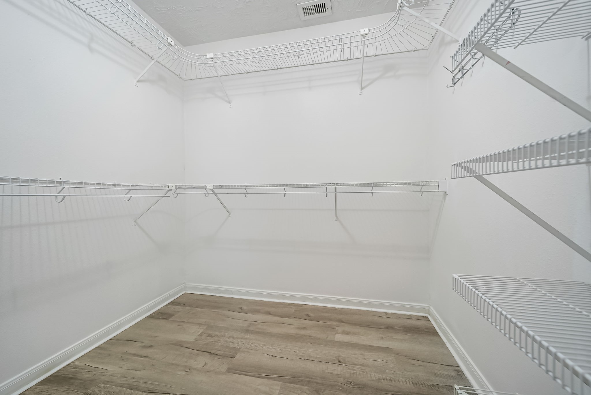 16393 Ryan Guinn Way Property Photo 22