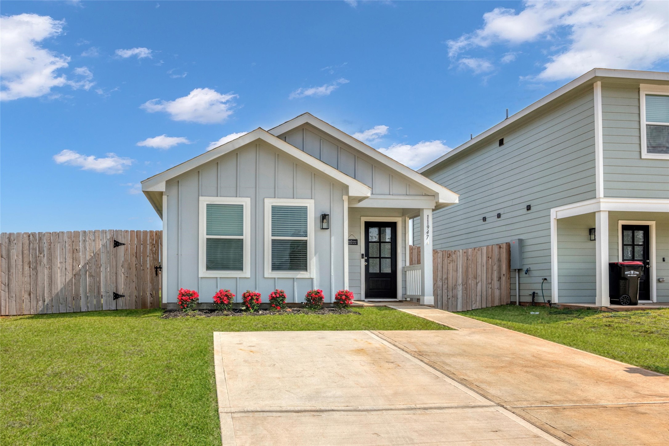 11947 Midas Lane Property Photo