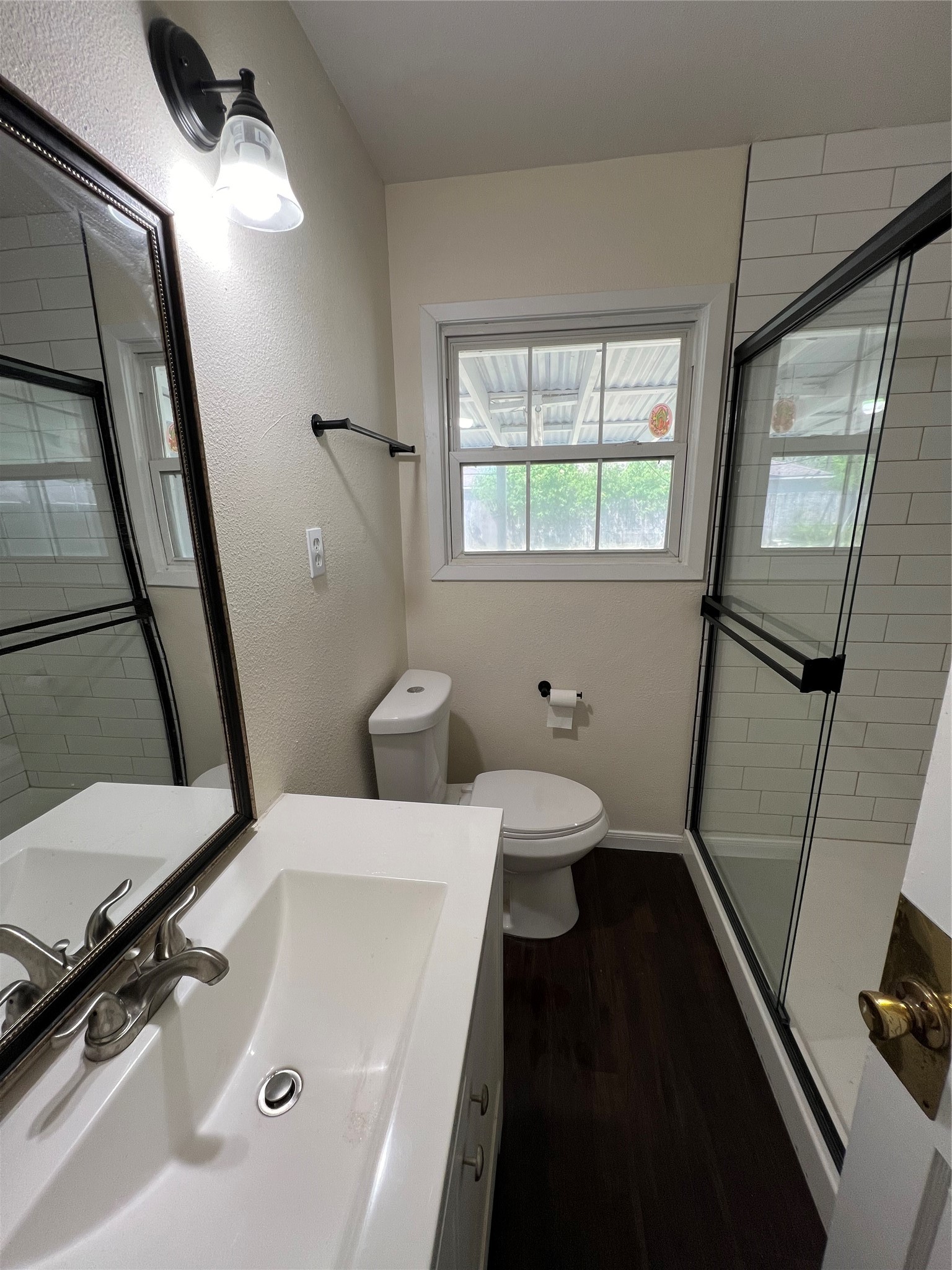 2218 2nd Street Property Photo 8