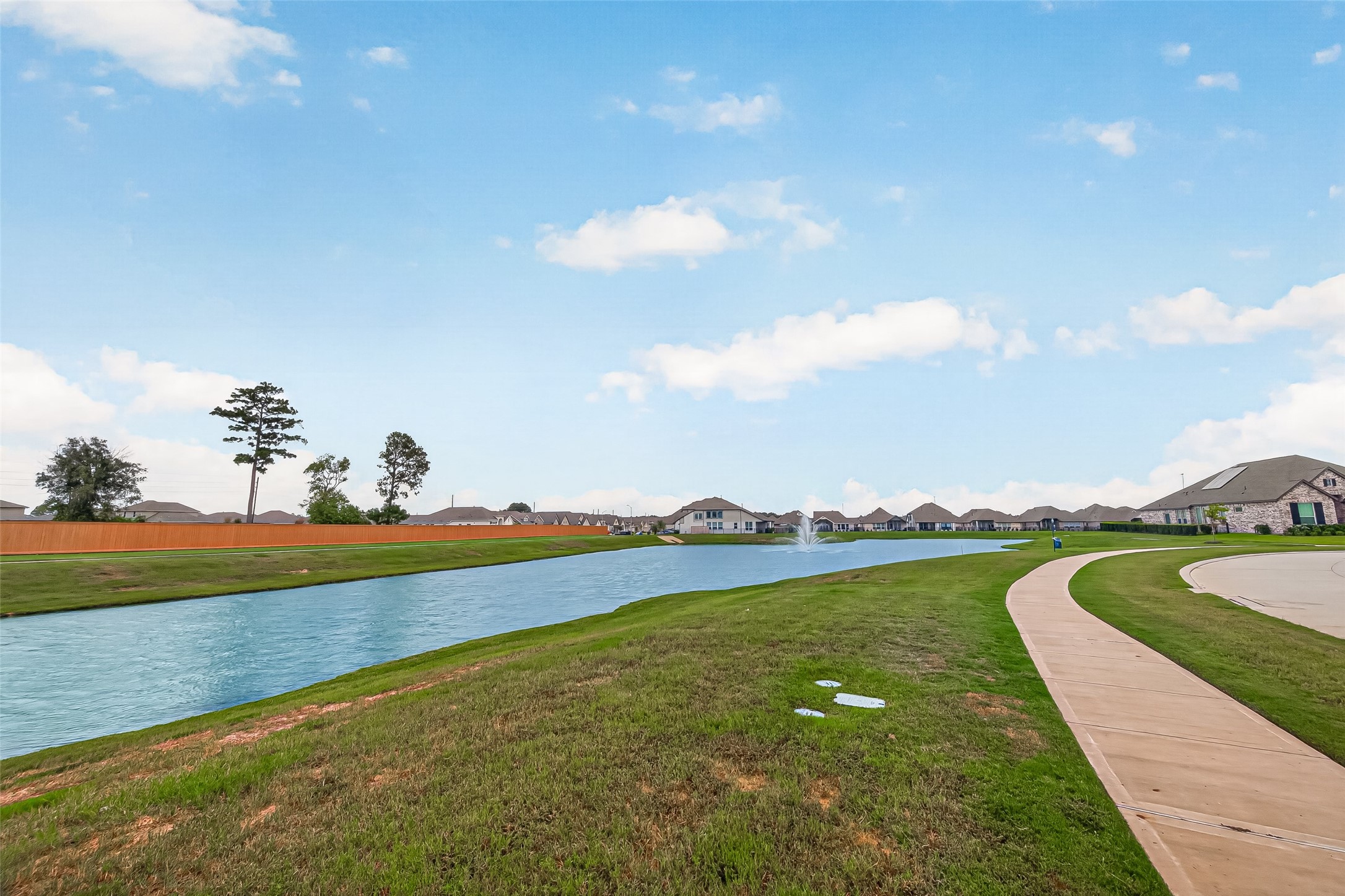13206 Pine Lake Bend Property Photo 8